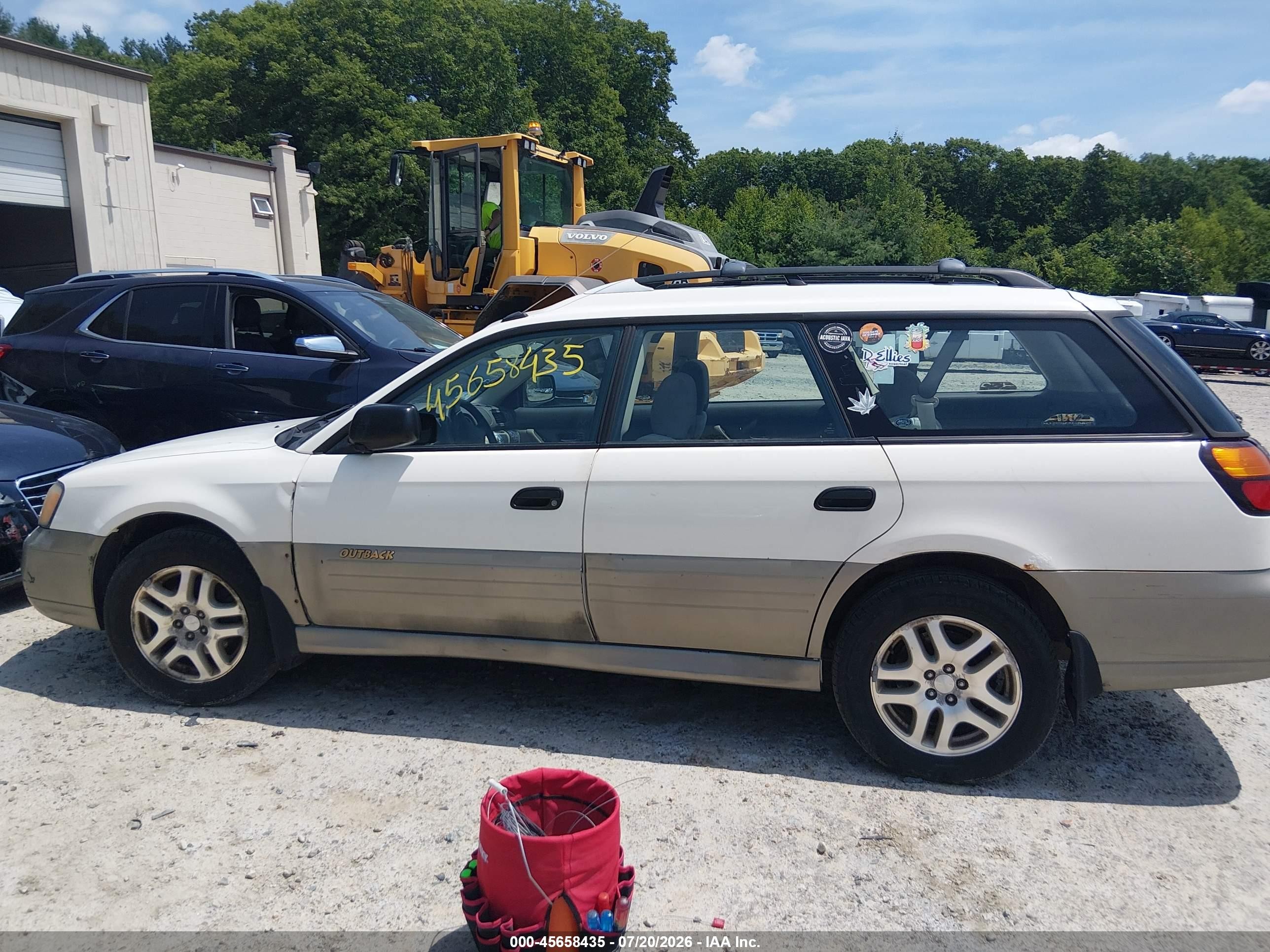 2001 Subaru Outback   White vin: 4S3BH665017613624