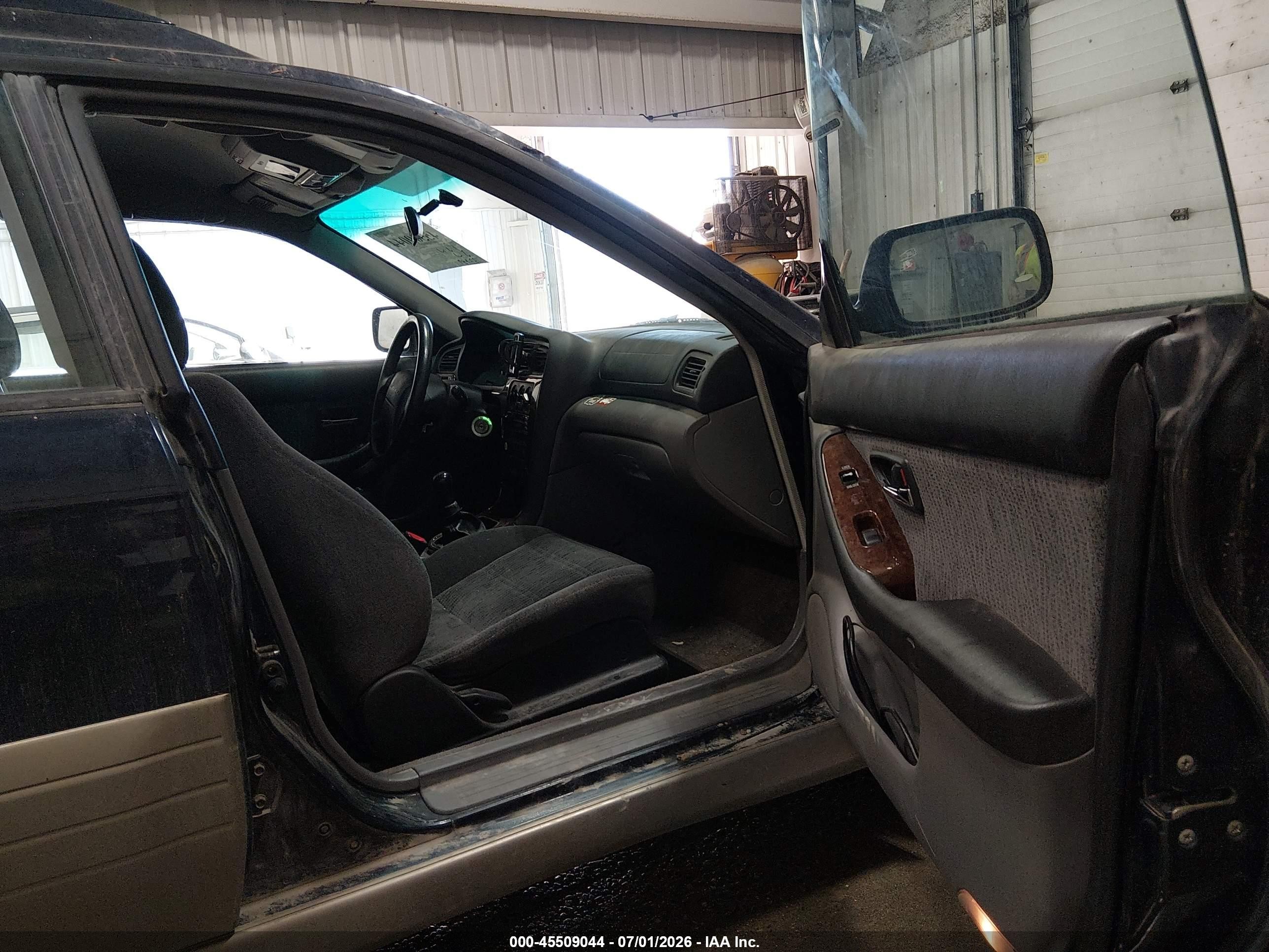 2002 Subaru Outback   Blue vin: 4S3BH665026611542