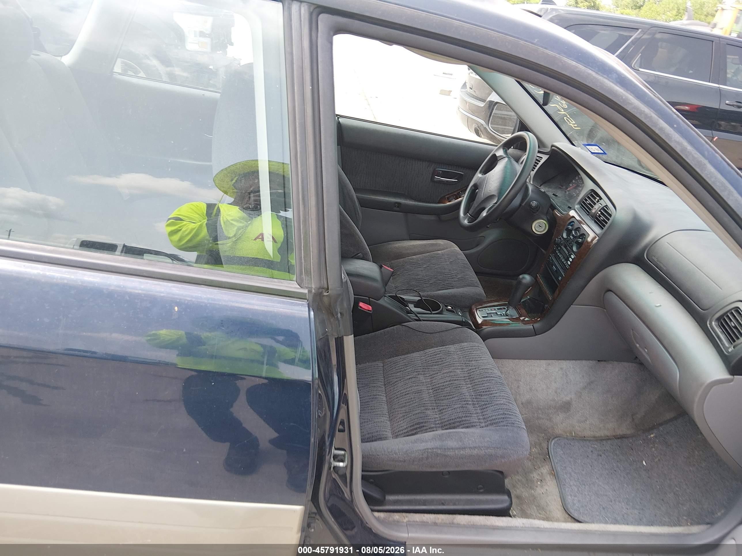 2002 Subaru Outback   Blue vin: 4S3BH665027663313