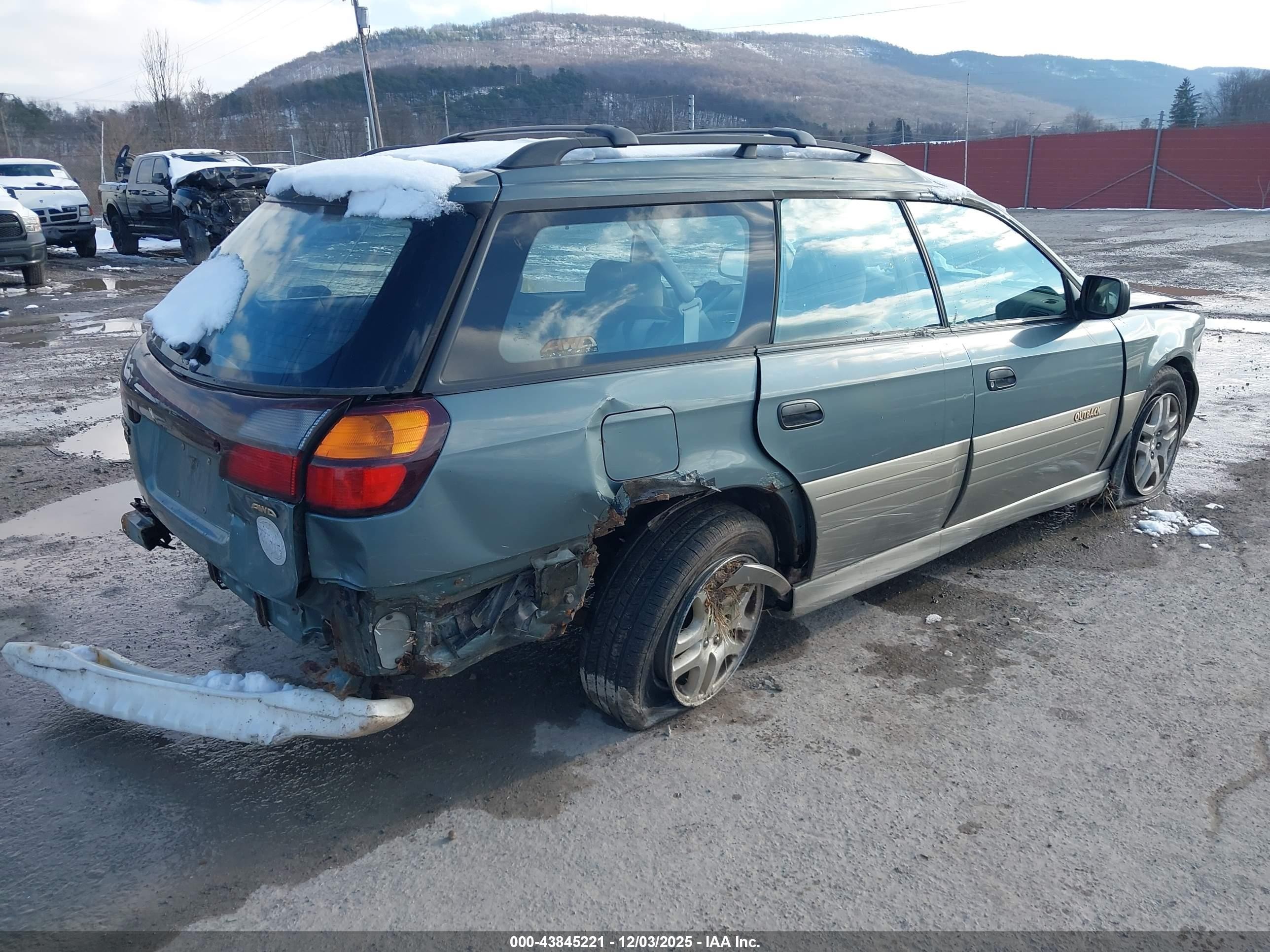 2002 Subaru Outback   Зеленый vin: 4S3BH665227600830