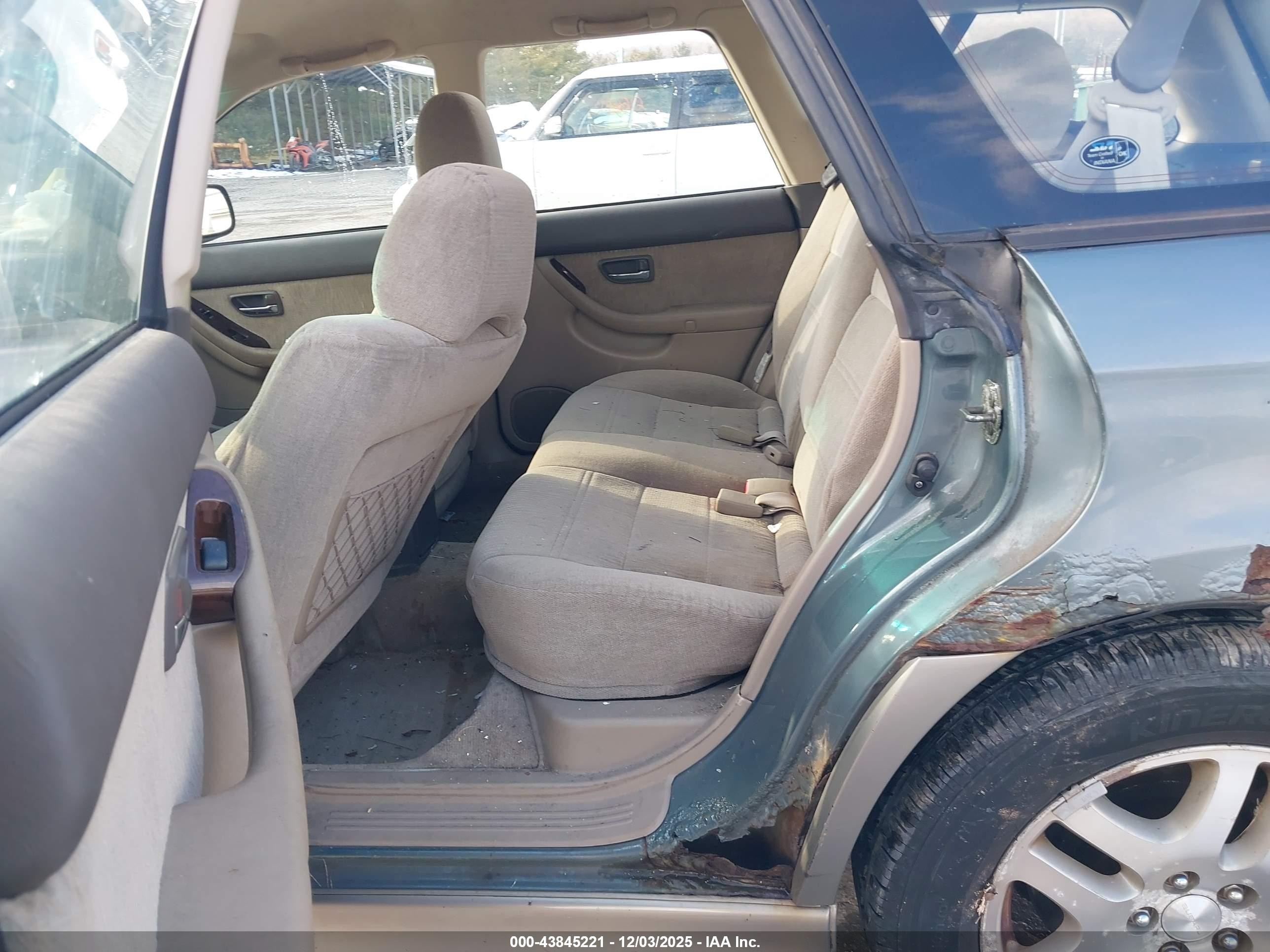 2002 Subaru Outback   Зеленый vin: 4S3BH665227600830