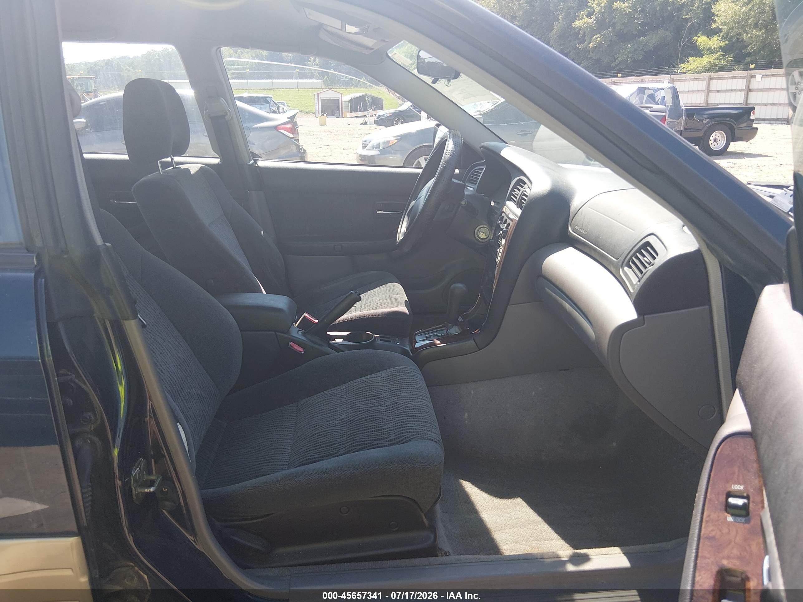 2002 Subaru Outback   Blue vin: 4S3BH665227652815