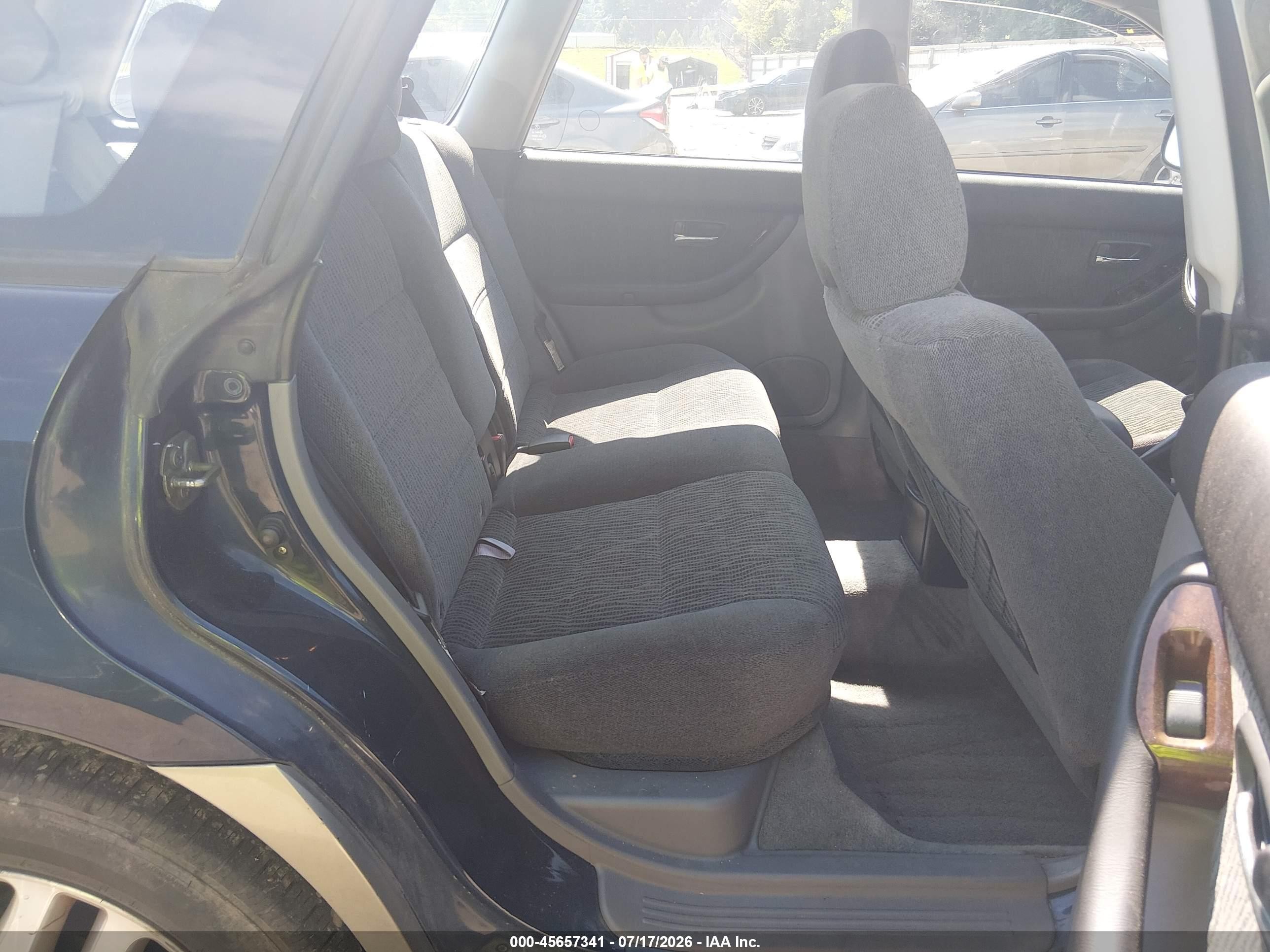2002 Subaru Outback   Blue vin: 4S3BH665227652815