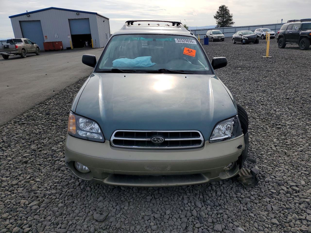 2000 Subaru Legacy Outback Two Tone vin: 4S3BH6652Y7656324