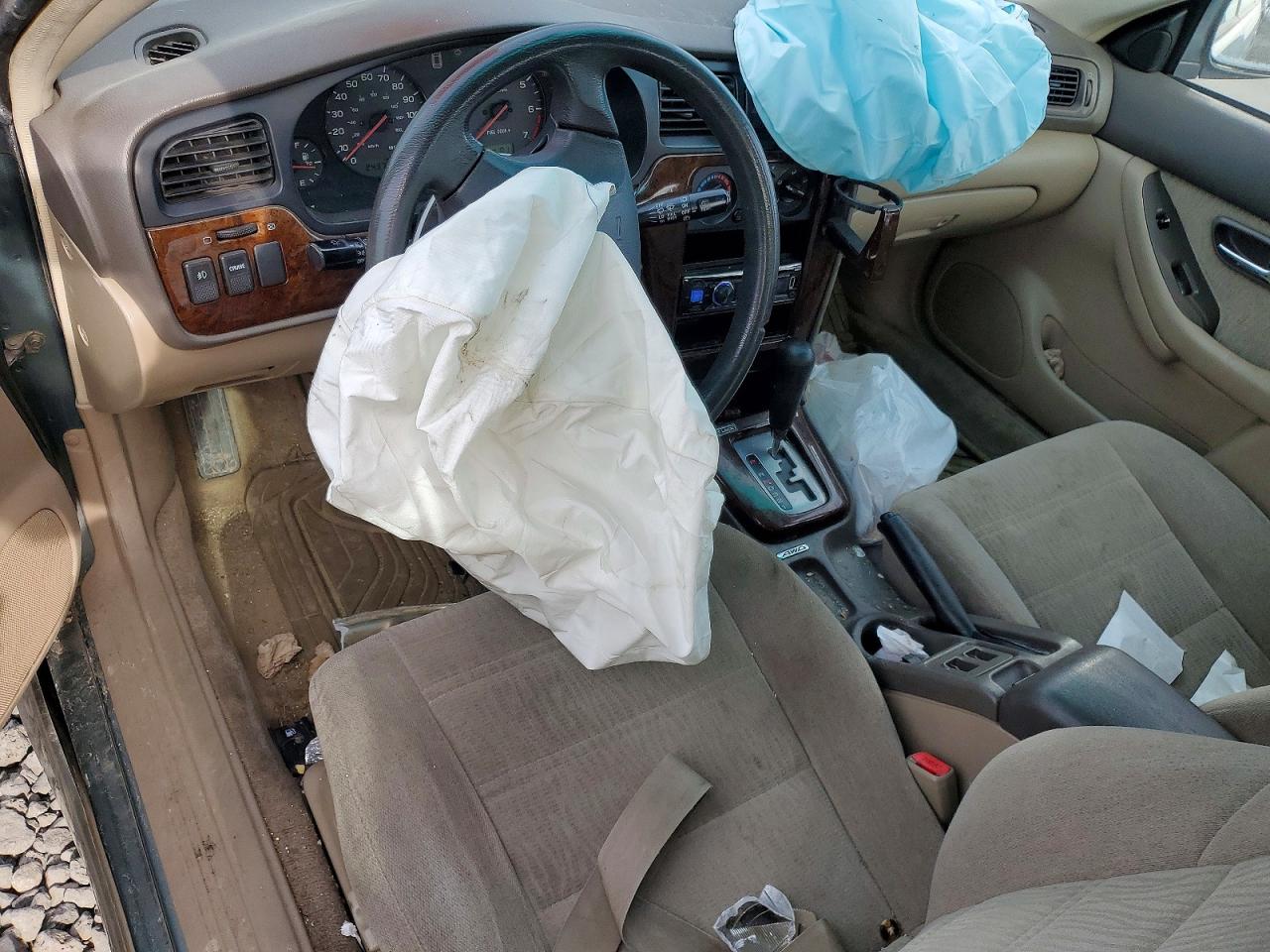 2000 Subaru Legacy Outback Two Tone vin: 4S3BH6652Y7656324