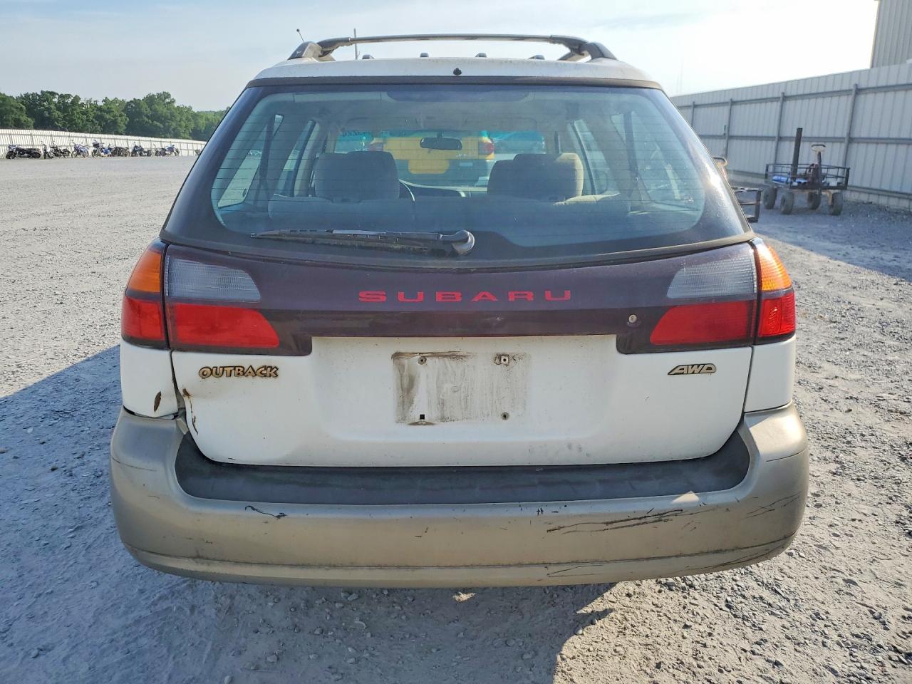 2001 Subaru Legacy Outback Белый vin: 4S3BH665317615125