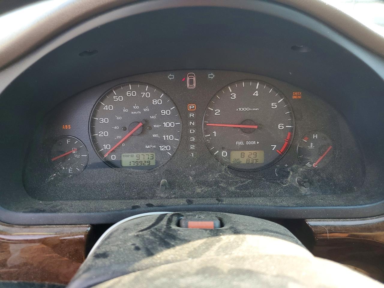 2001 Subaru Legacy Outback Белый vin: 4S3BH665317615125