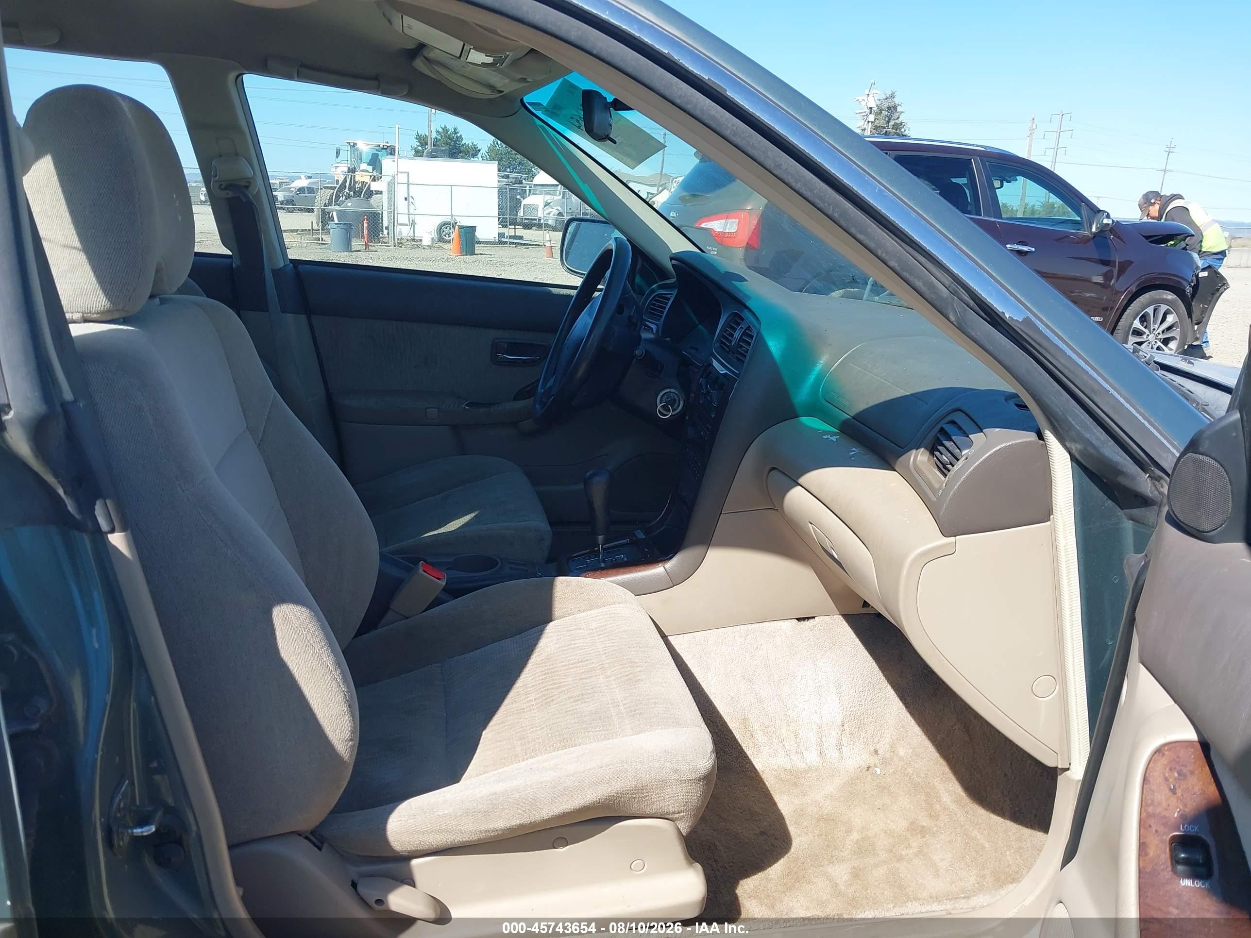 2002 Subaru Outback   Green vin: 4S3BH665327608158