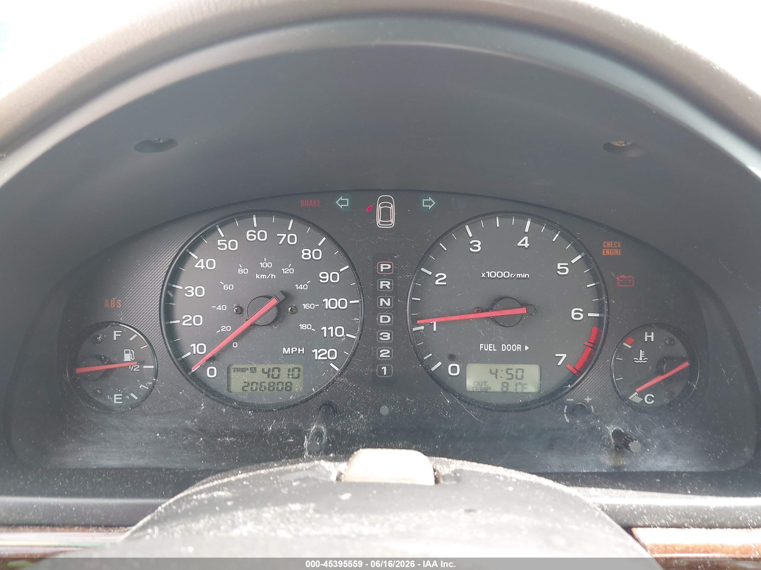2001 Subaru Outback   White vin: 4S3BH665417630054