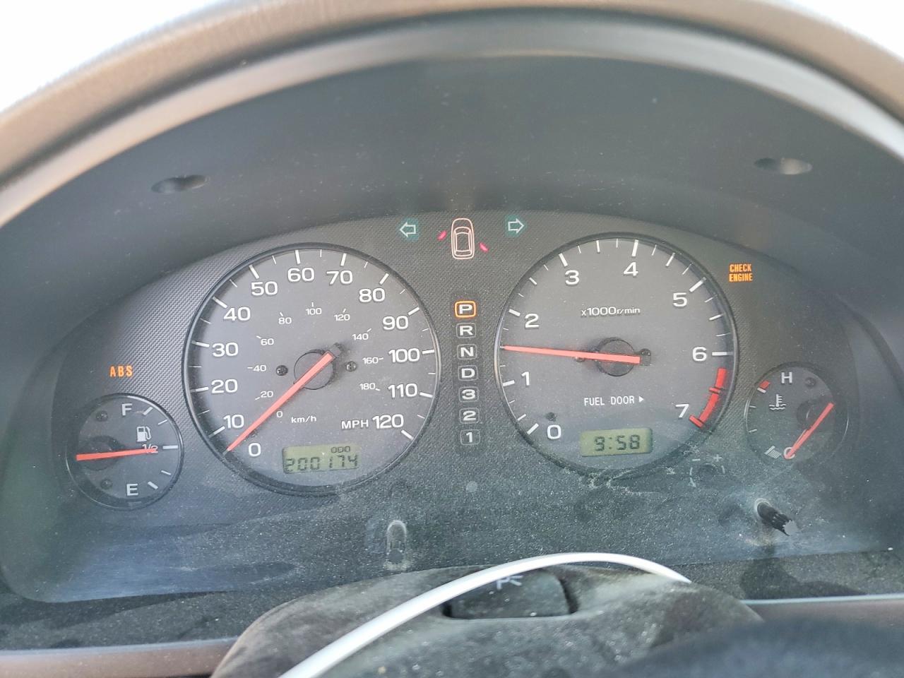 2000 Subaru Legacy Outback Зеленый vin: 4S3BH6654Y7632204