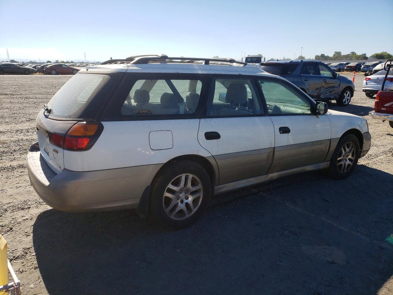 2001 Subaru Outback Белый vin: 4S3BH665617600876