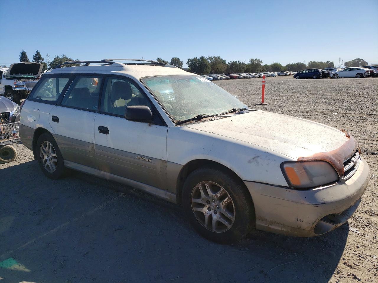 2001 Subaru Outback Белый vin: 4S3BH665617600876