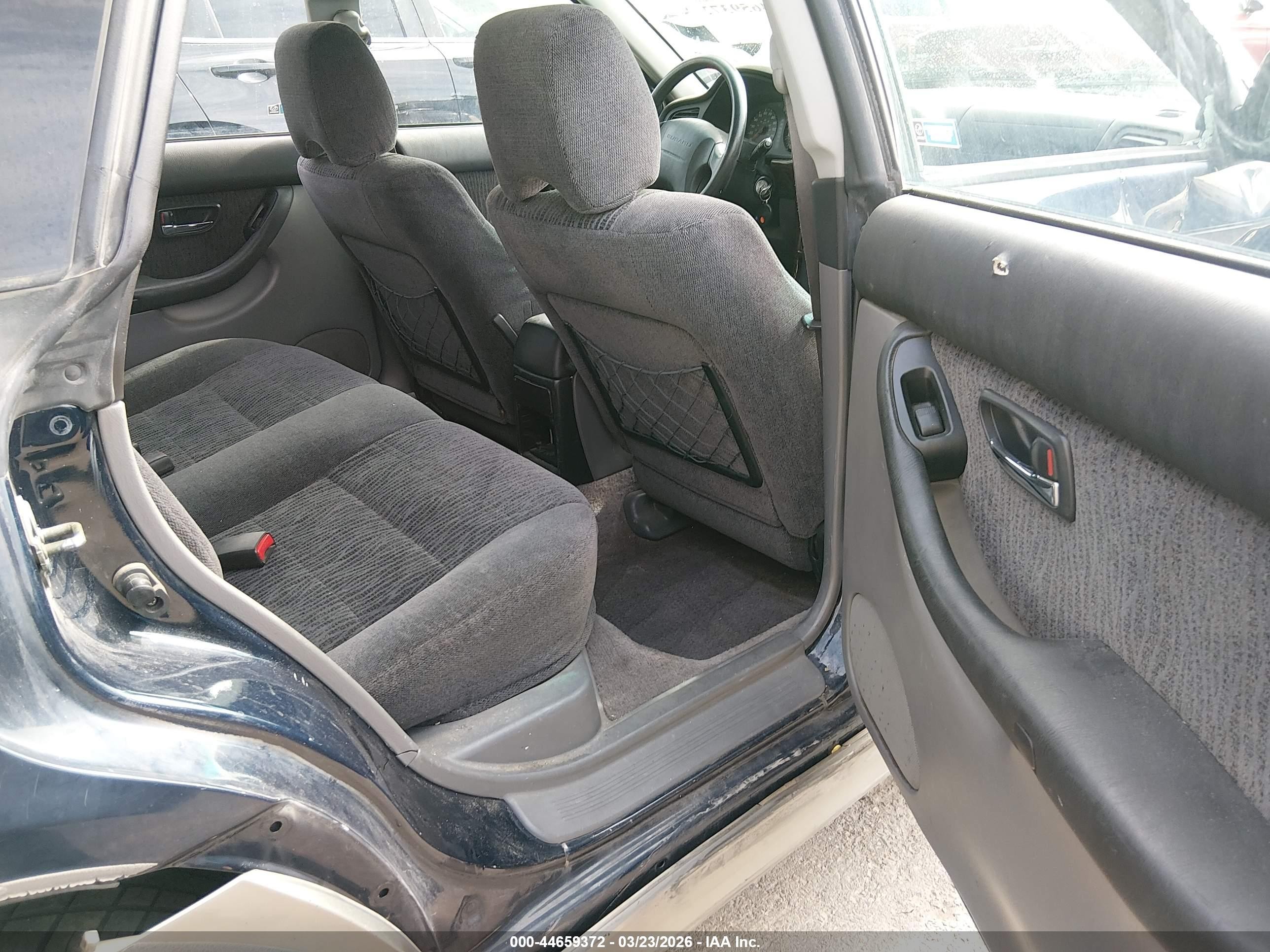 2001 Subaru Outback   Blue vin: 4S3BH665617649365