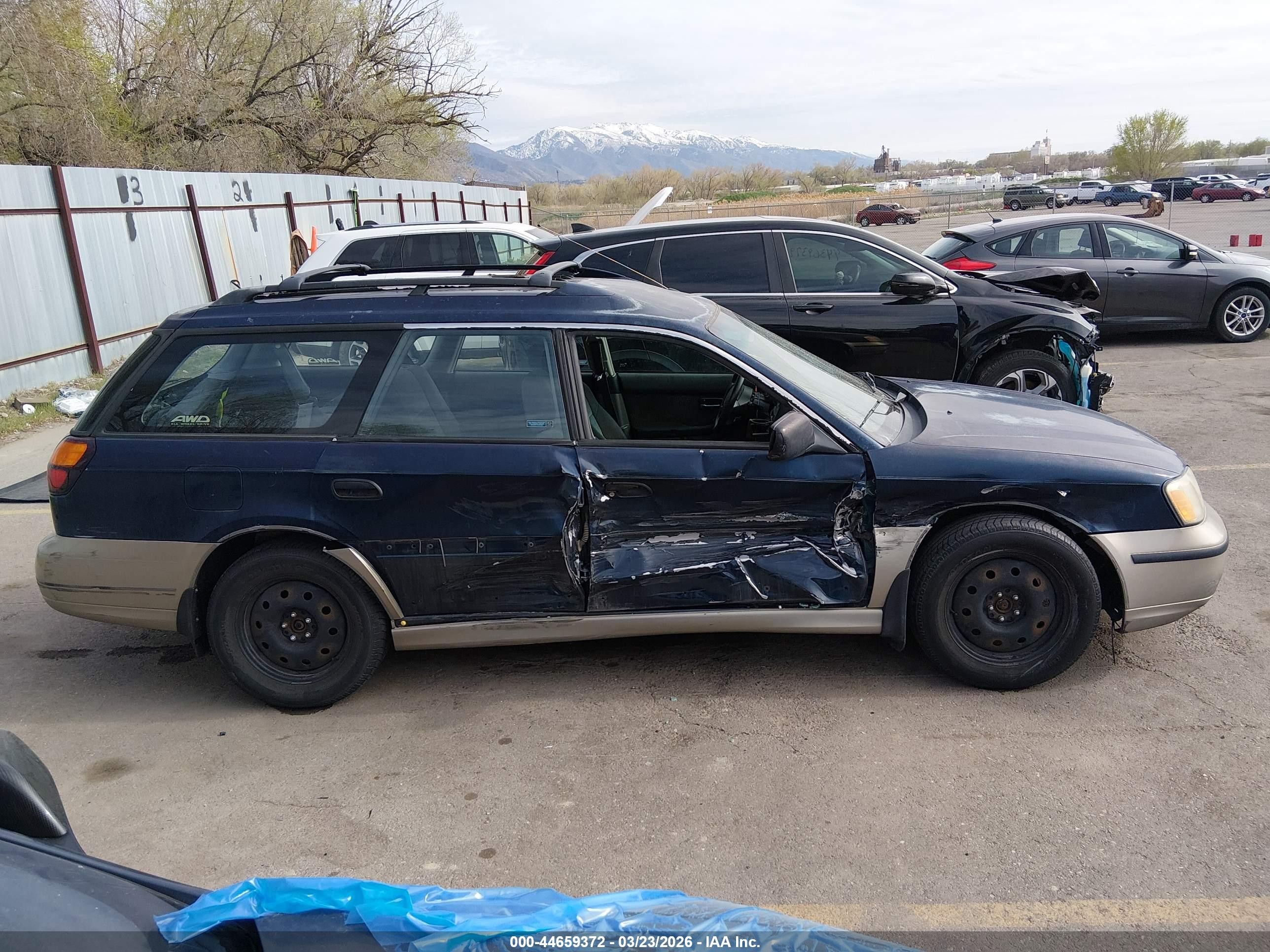 2001 Subaru Outback   Blue vin: 4S3BH665617649365
