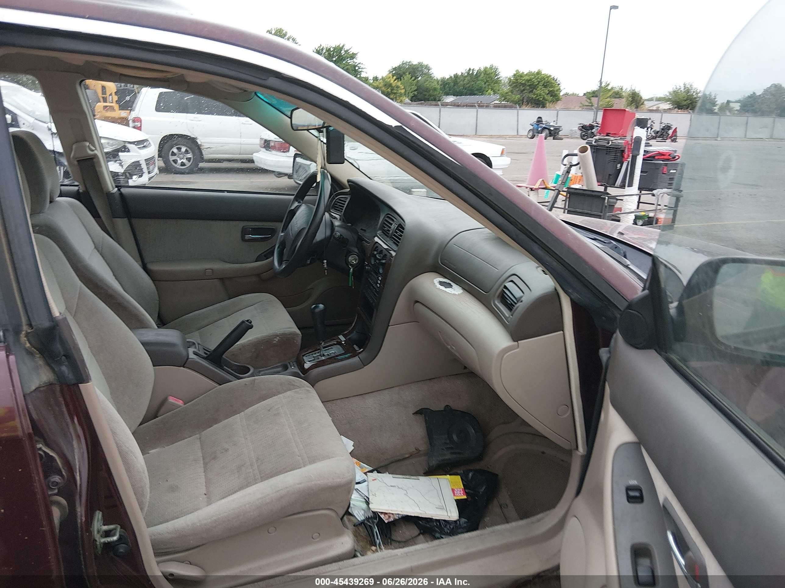 2000 Subaru Outback   Red vin: 4S3BH6656Y7673157