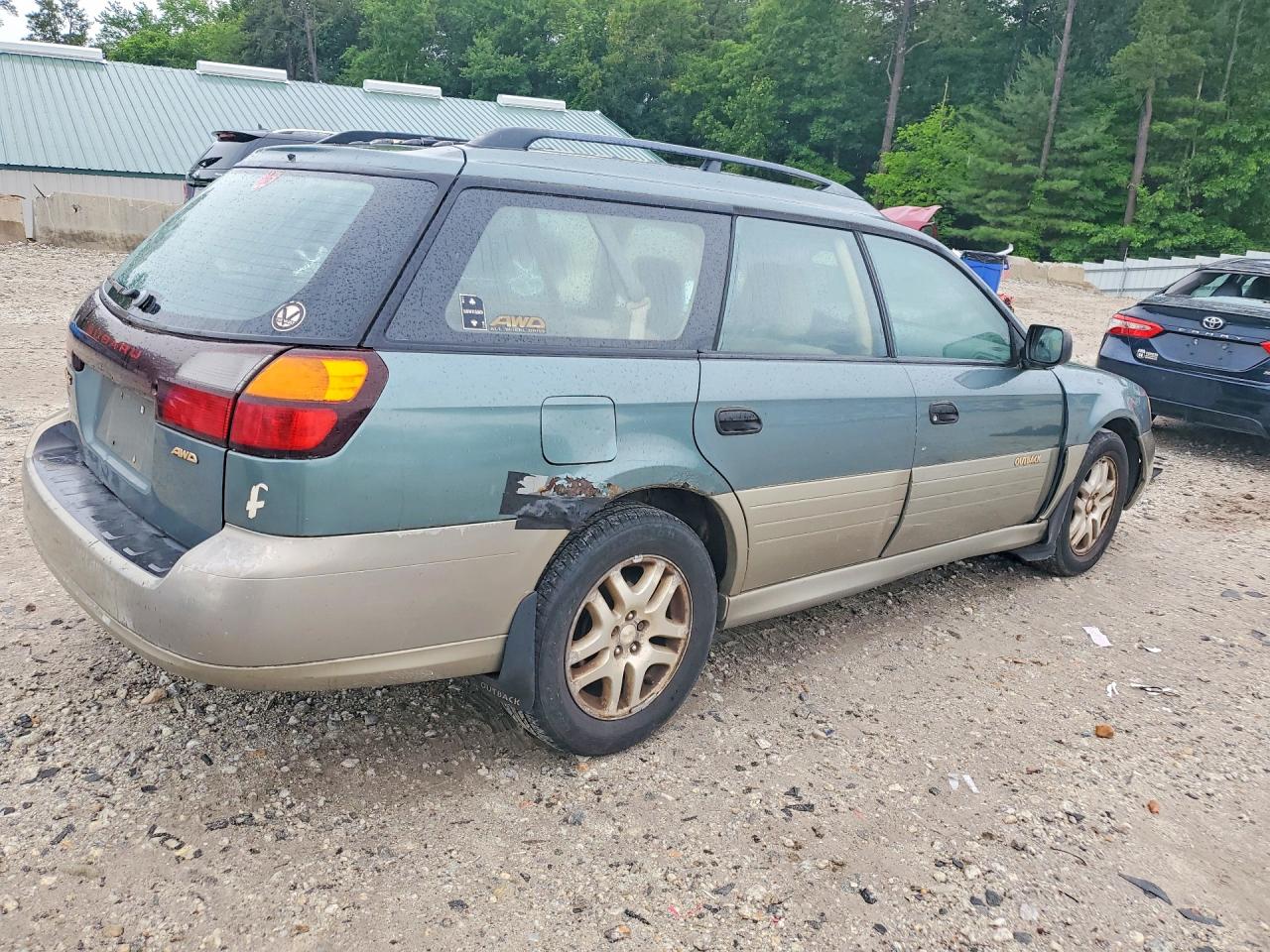2002 Subaru Legacy Outback Green vin: 4S3BH665827652625
