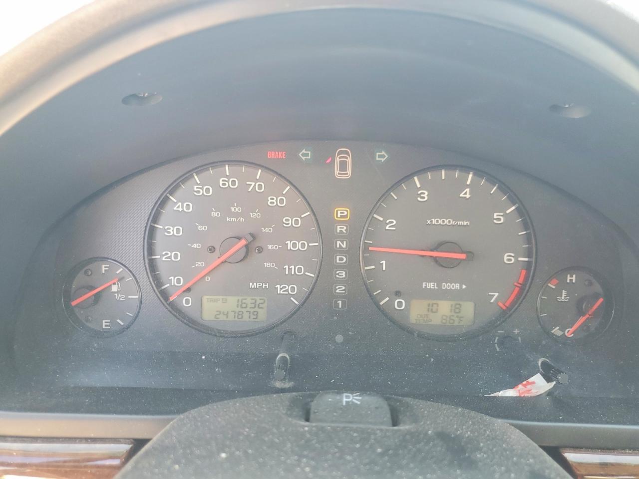 2002 Subaru Legacy Outback White vin: 4S3BH665X27609680