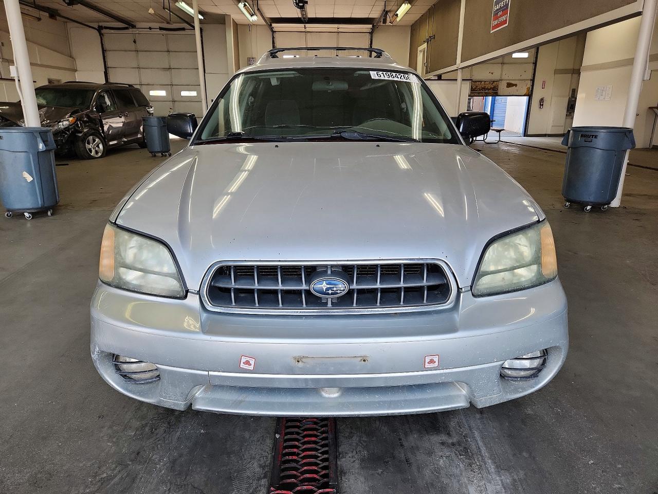 2004 Subaru Legacy Outback Awp Silver vin: 4S3BH675147638518
