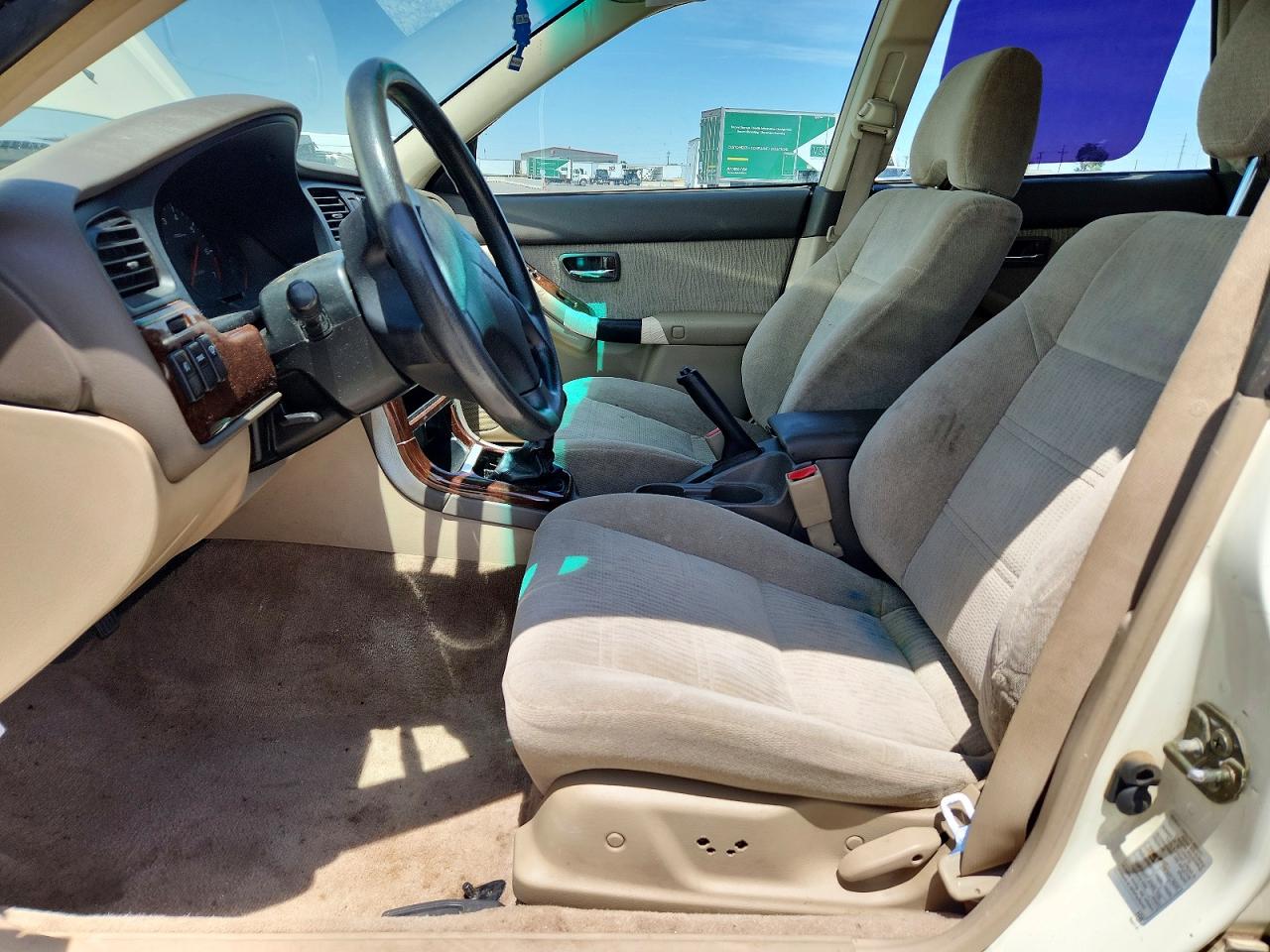 2002 Subaru Legacy Outback Awp White vin: 4S3BH675226611069