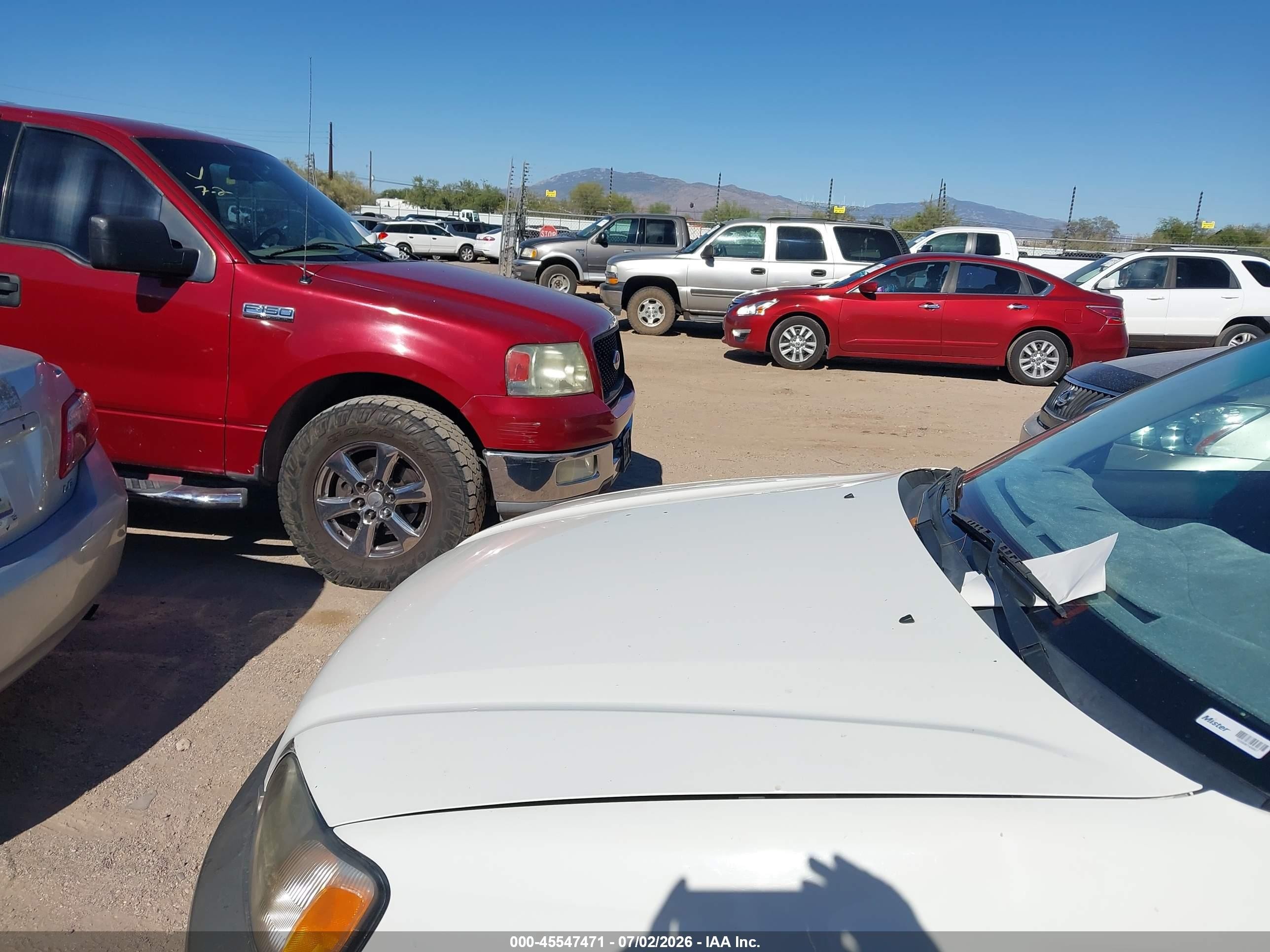 2000 Subaru Outback   White vin: 4S3BH6752Y7670710