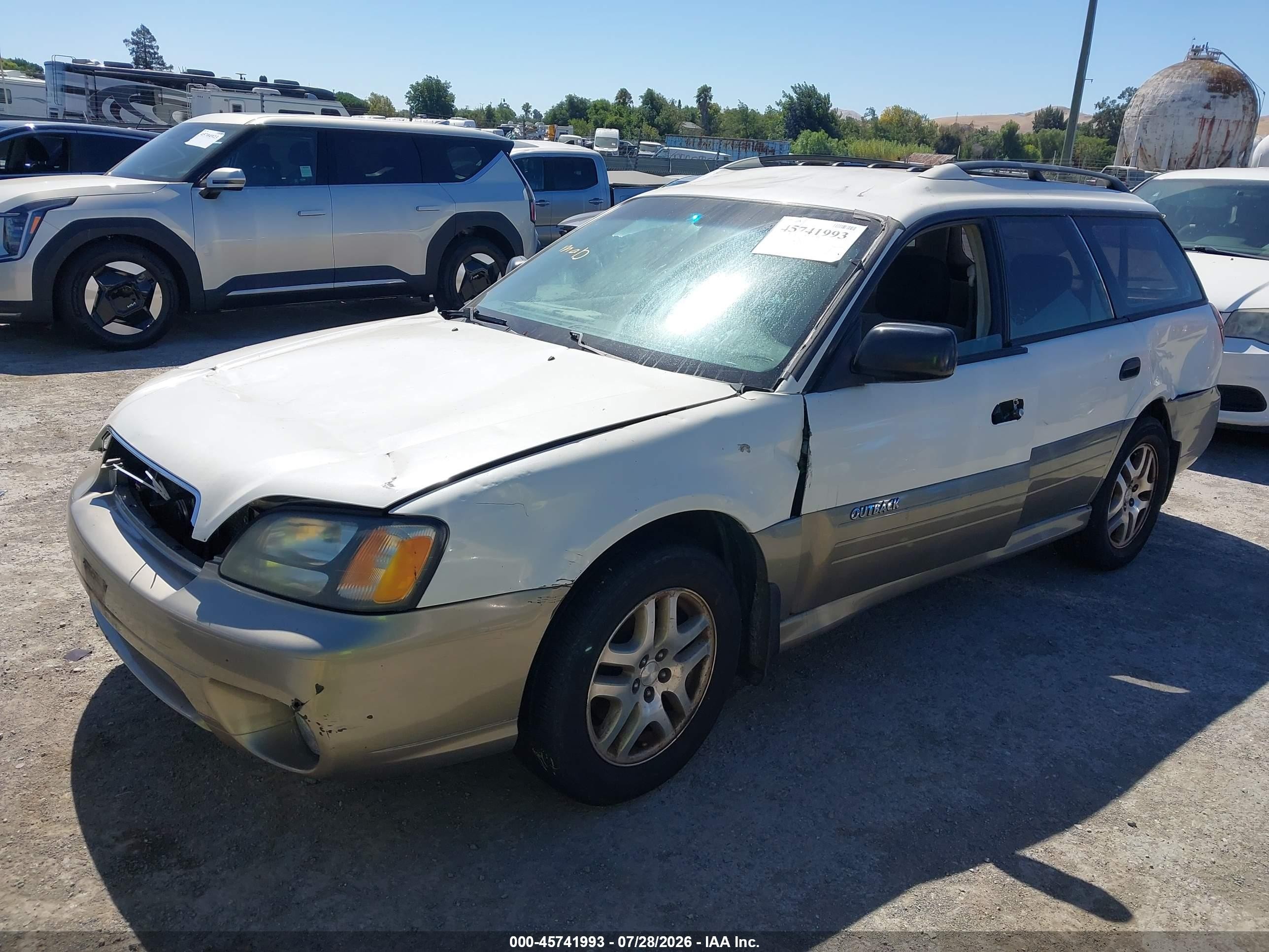 2004 Subaru Outback   White vin: 4S3BH675347607741