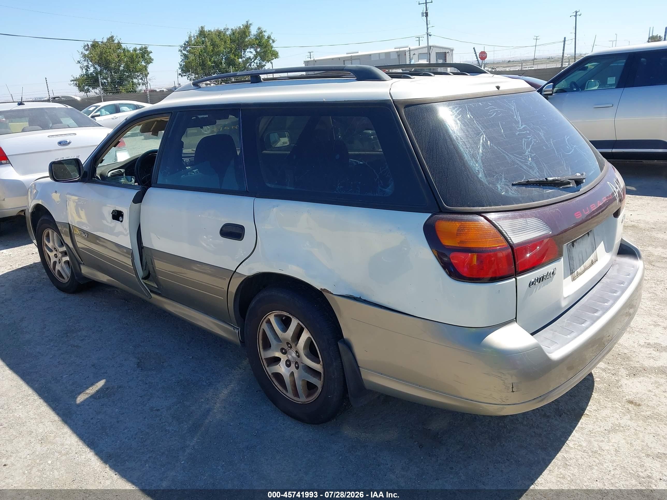 2004 Subaru Outback   White vin: 4S3BH675347607741