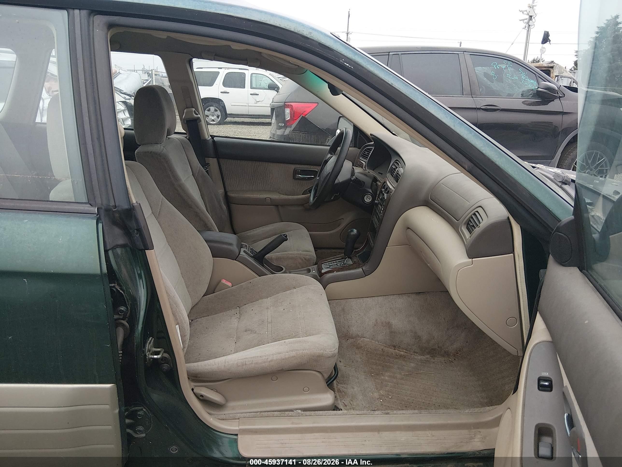 2001 Subaru Outback   Green vin: 4S3BH675417608439