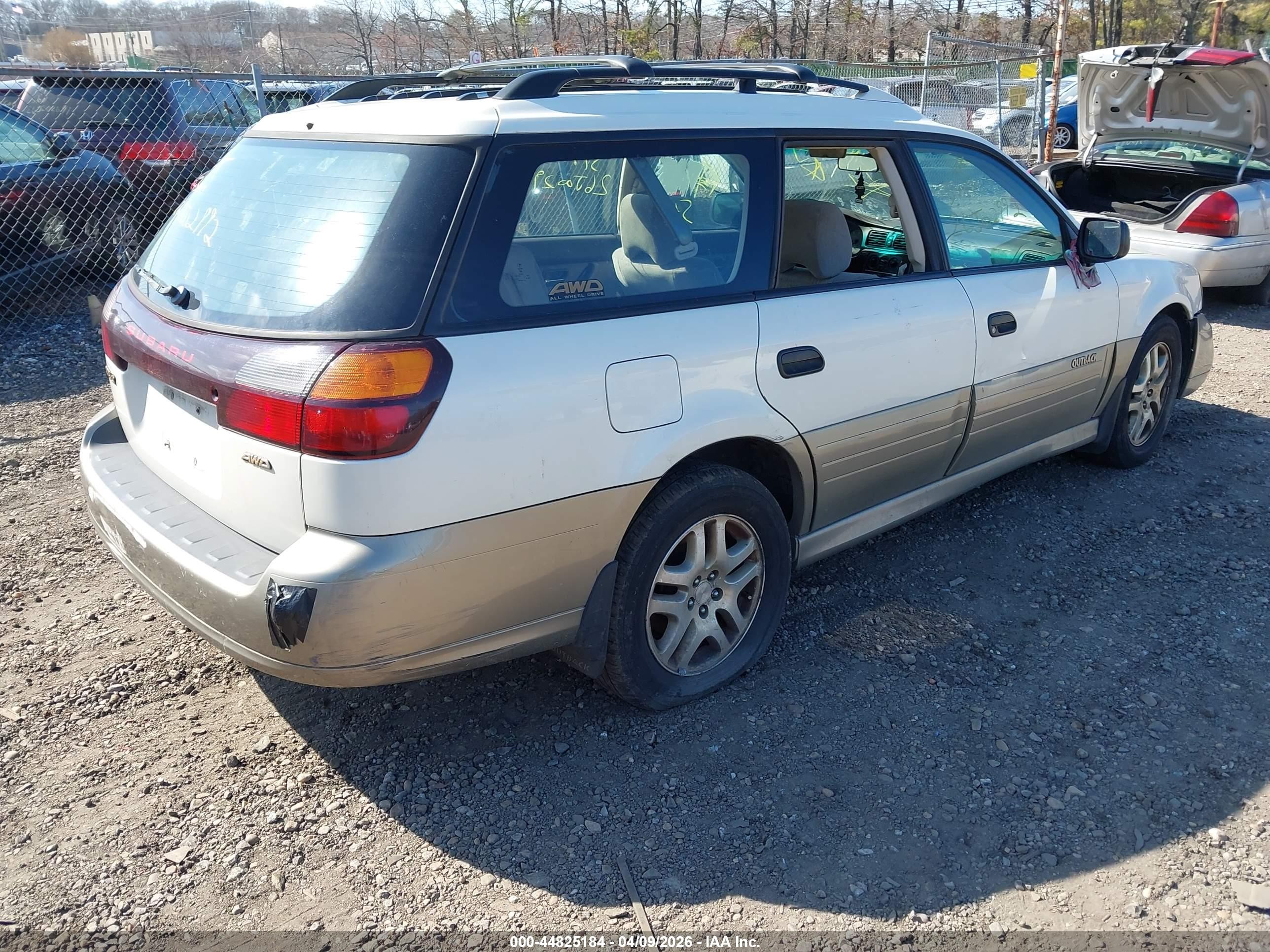 2002 Subaru Outback   White vin: 4S3BH675427626604
