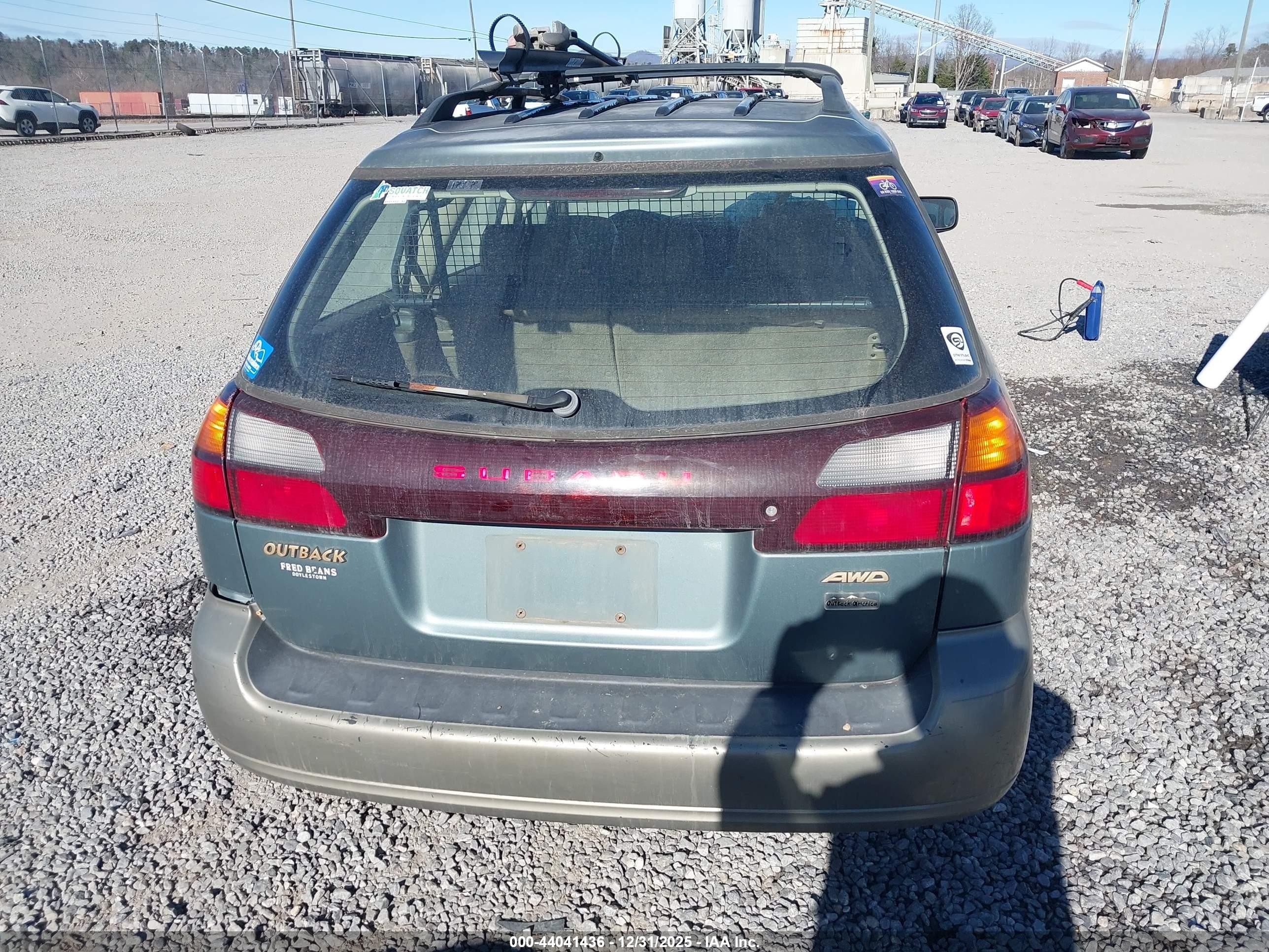 2000 Subaru Outback   Green vin: 4S3BH6754Y7654332