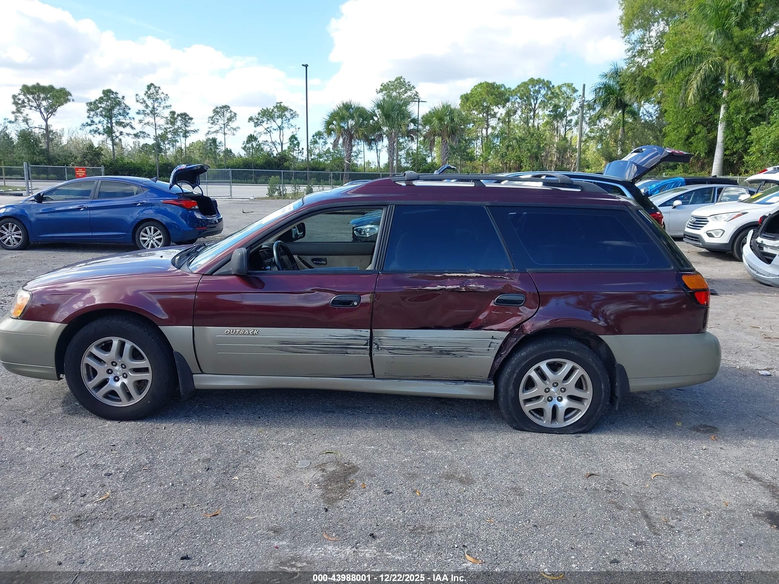 2000 Subaru Outback   Burgundy vin: 4S3BH6755Y7649091