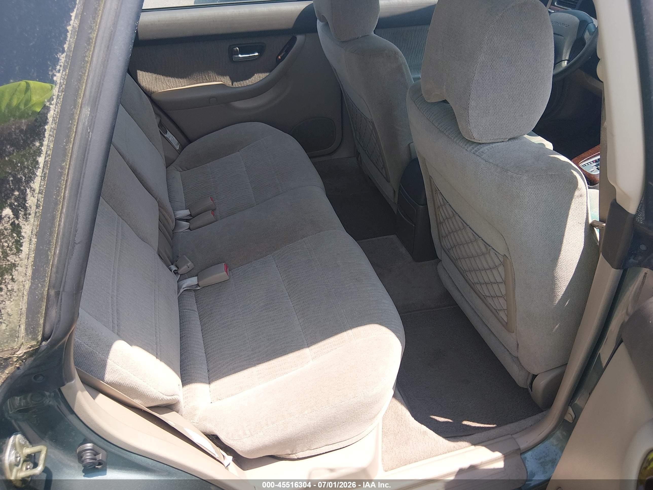 2002 Subaru Outback   Green vin: 4S3BH675627616379