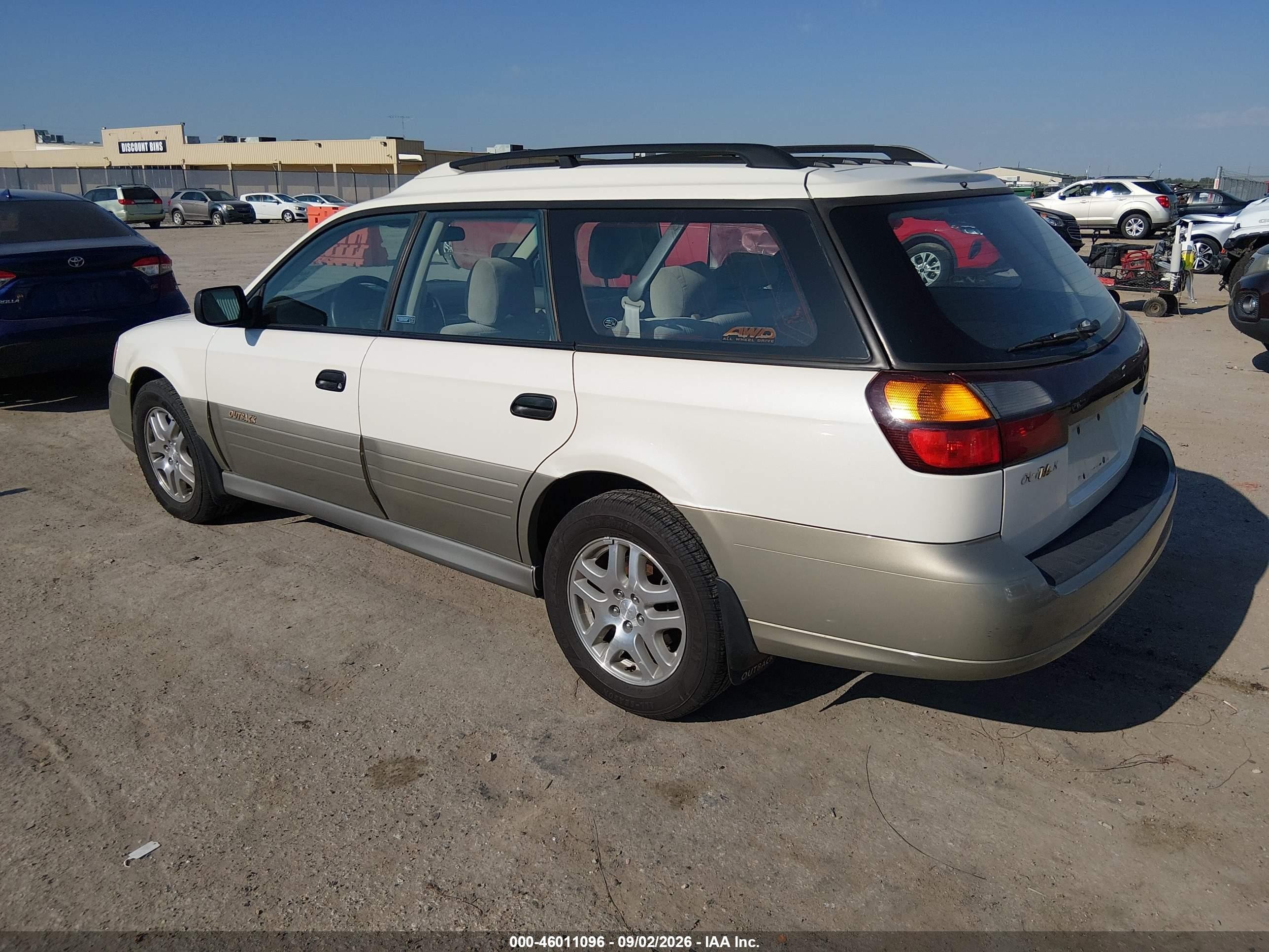 2002 Subaru Outback White vin: 4S3BH675627638754