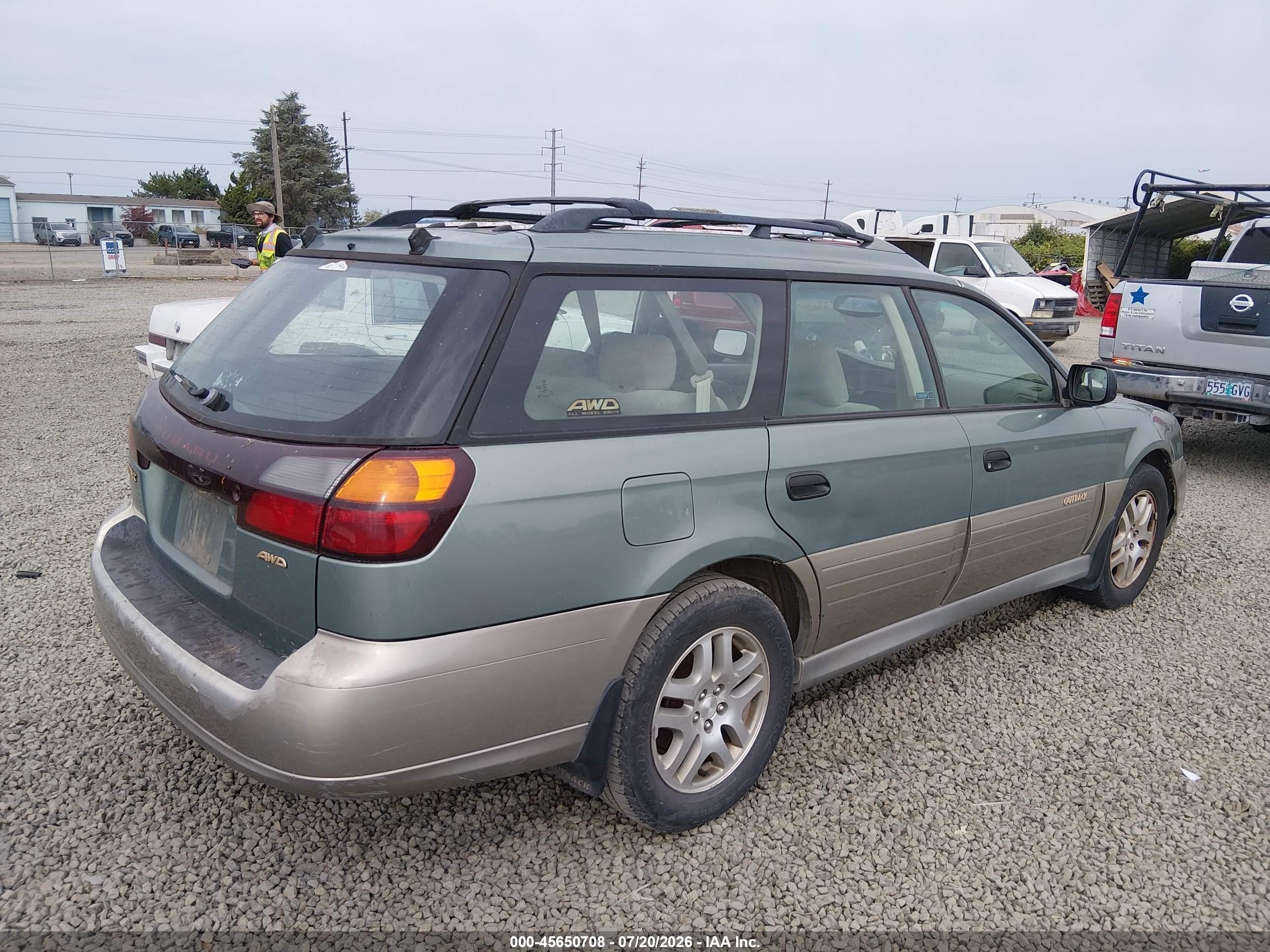 2003 Subaru Outback   Зеленый vin: 4S3BH675637608252