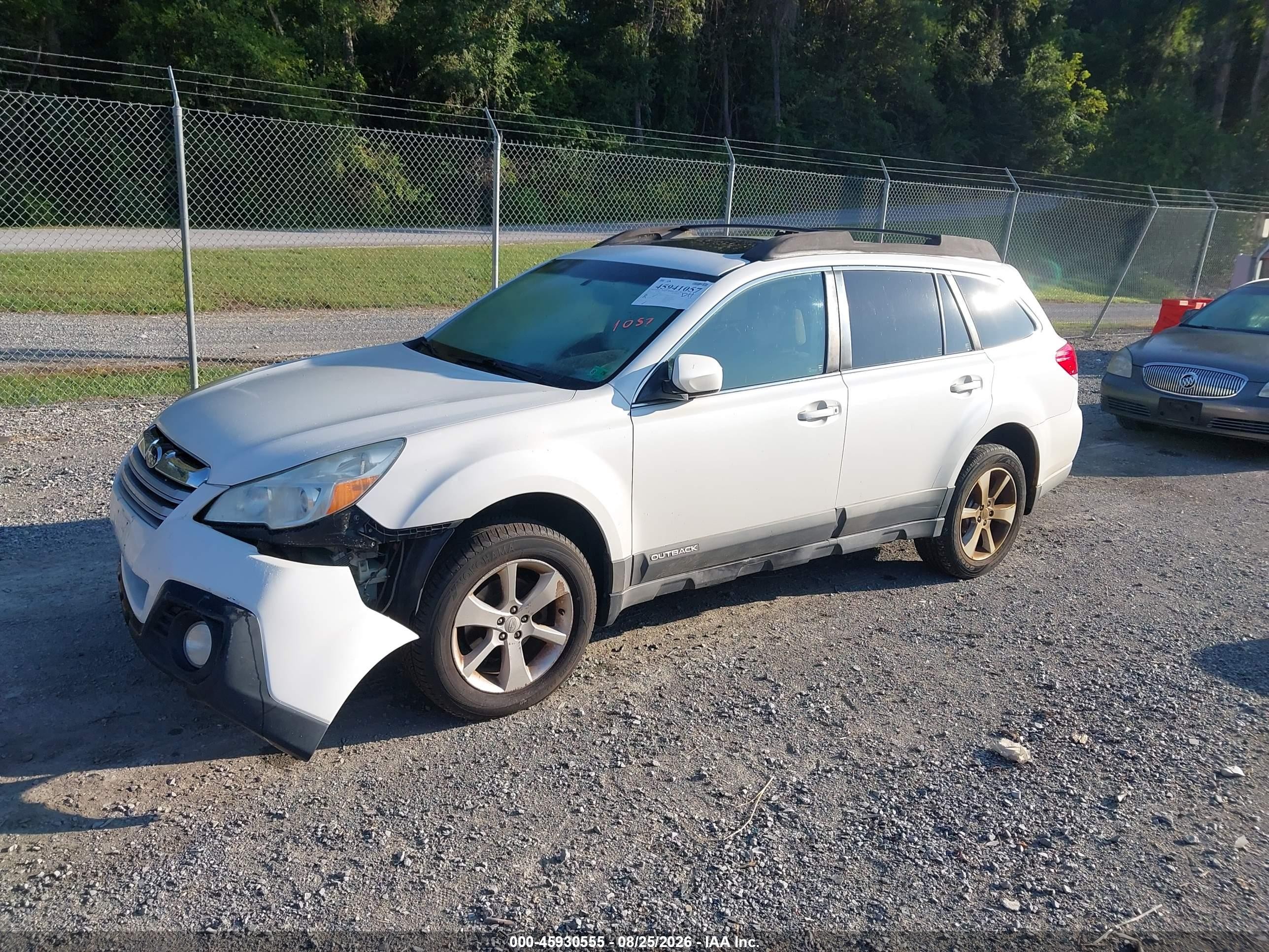 2003 Subaru Outback   White vin: 4S3BH675637618408
