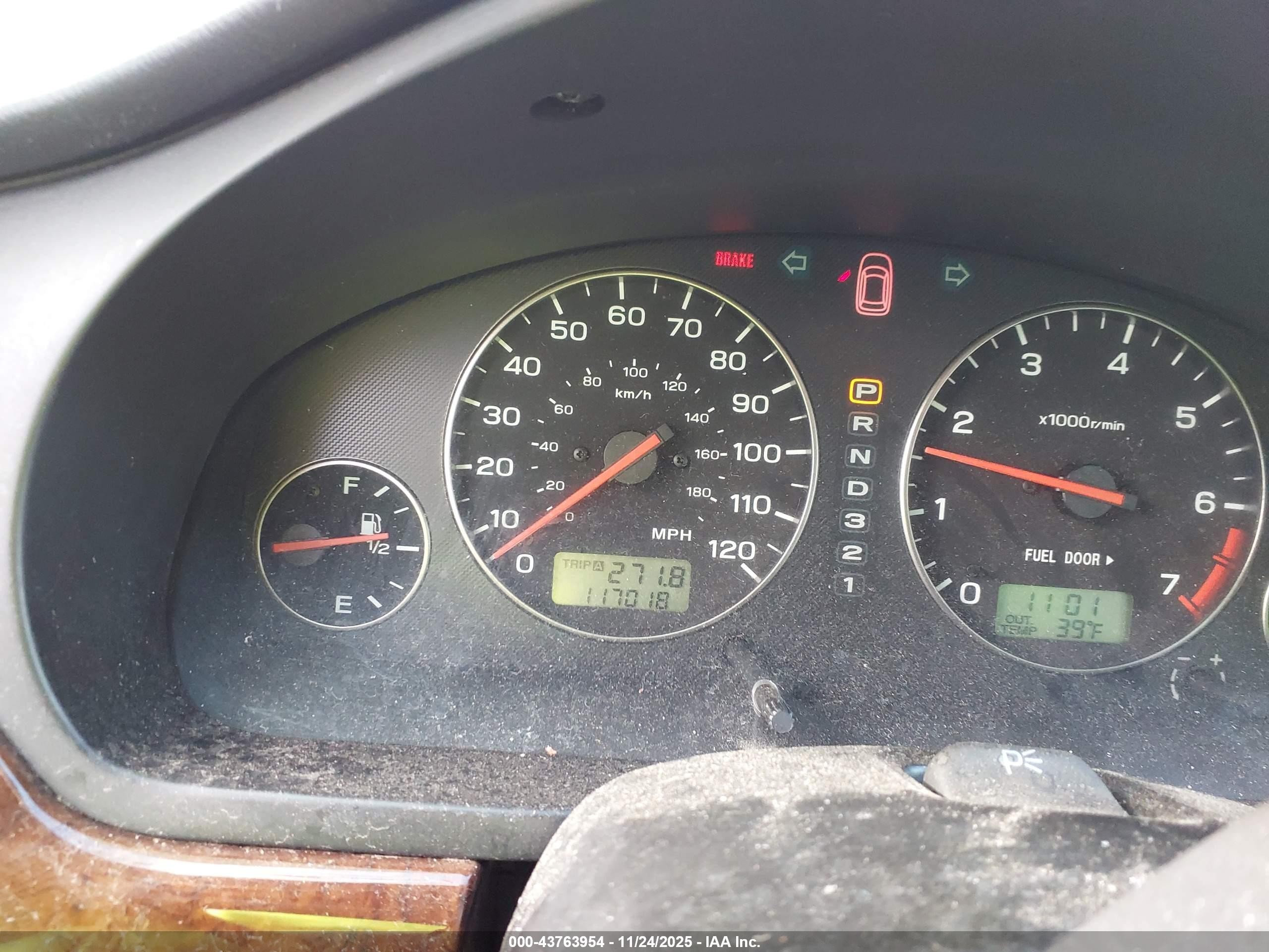 2003 Subaru Outback   Синий vin: 4S3BH675637620000