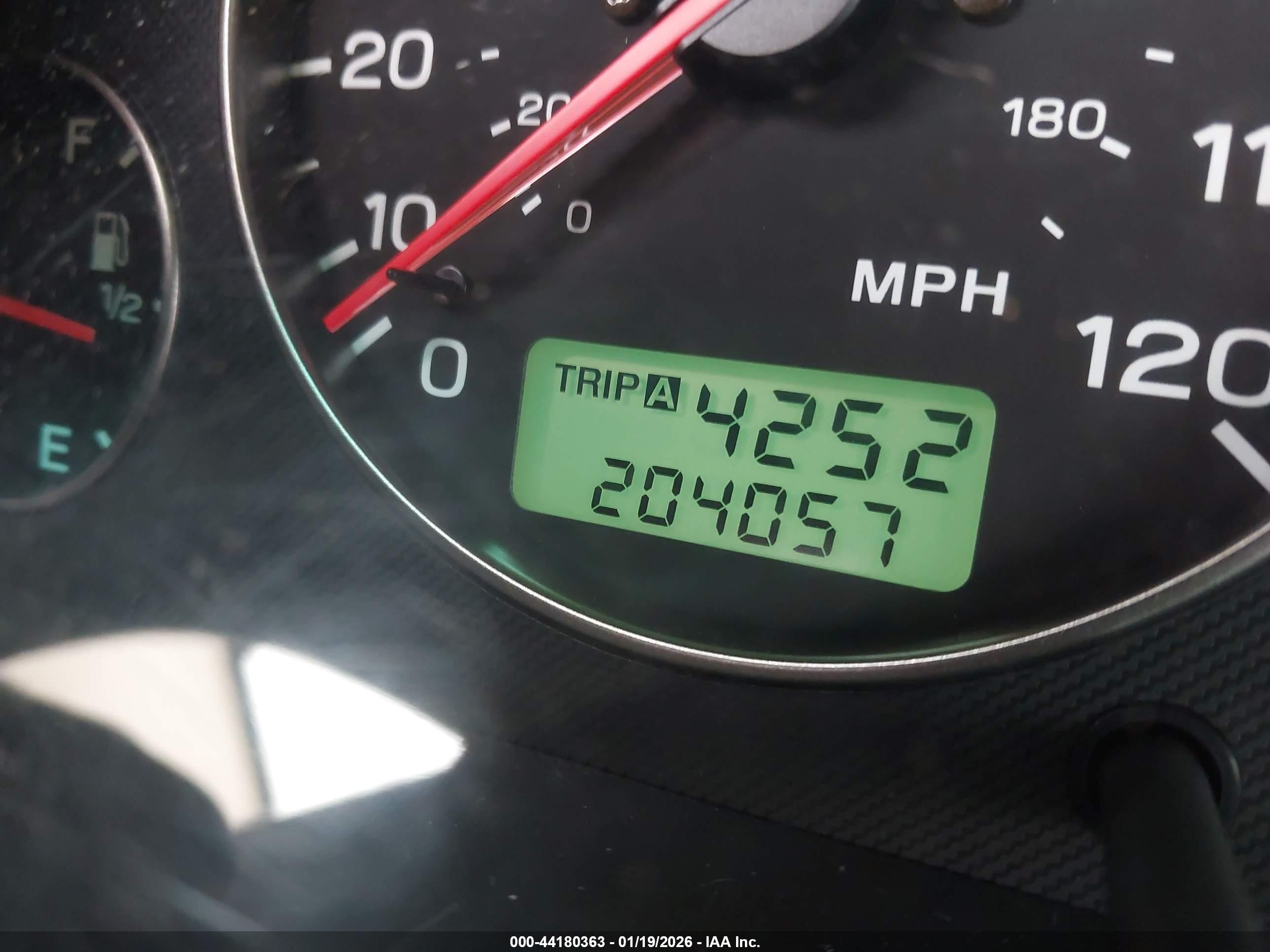 2004 Subaru Outback   Green vin: 4S3BH675647632942