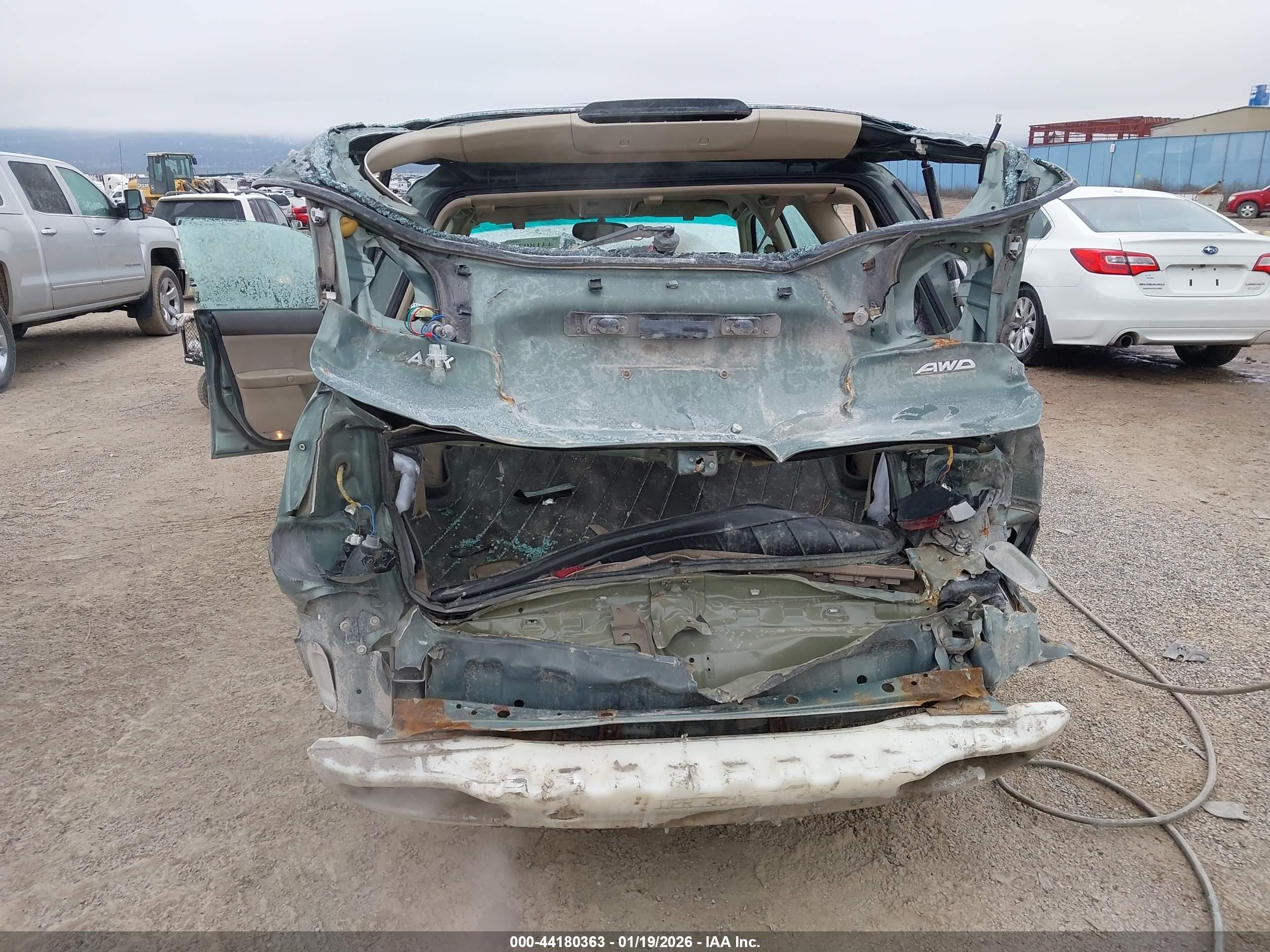 2004 Subaru Outback   Green vin: 4S3BH675647632942