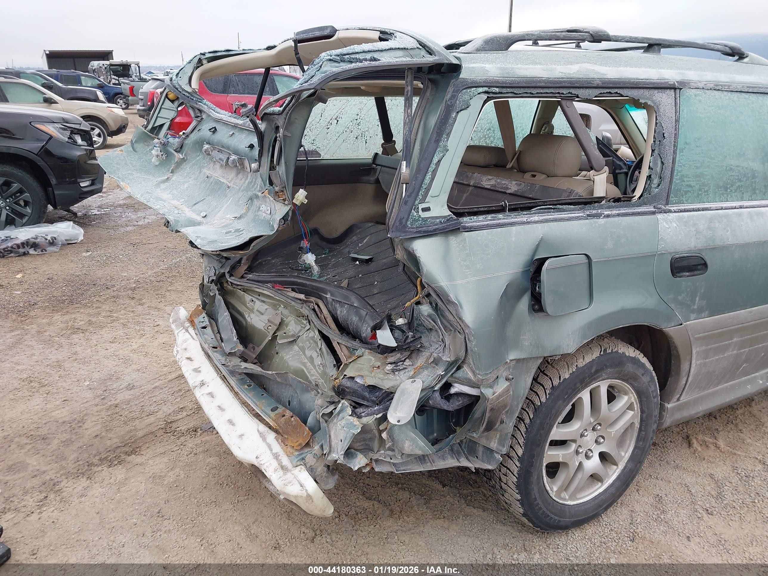 2004 Subaru Outback   Green vin: 4S3BH675647632942