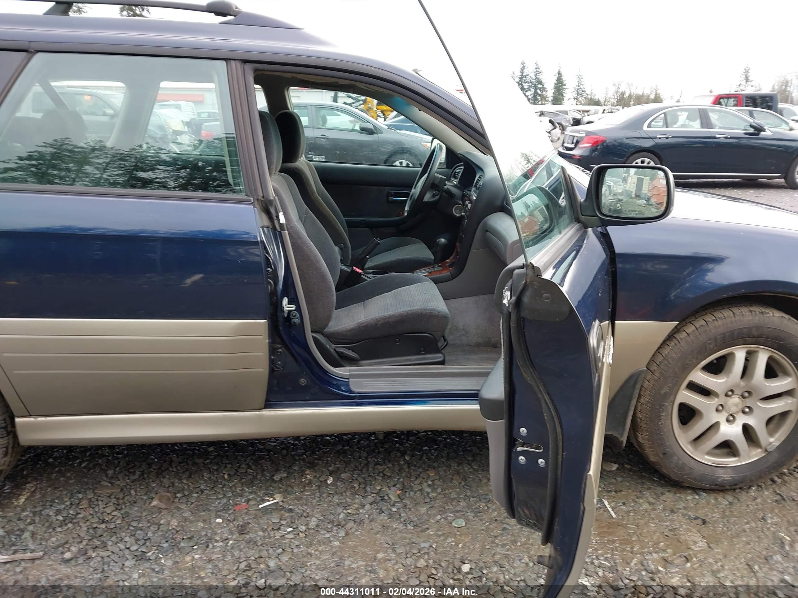 2004 Subaru Outback   Blue vin: 4S3BH675647639888