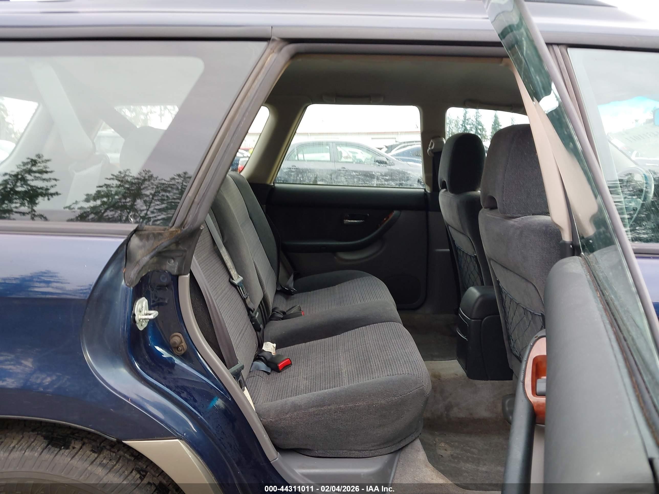 2004 Subaru Outback   Blue vin: 4S3BH675647639888