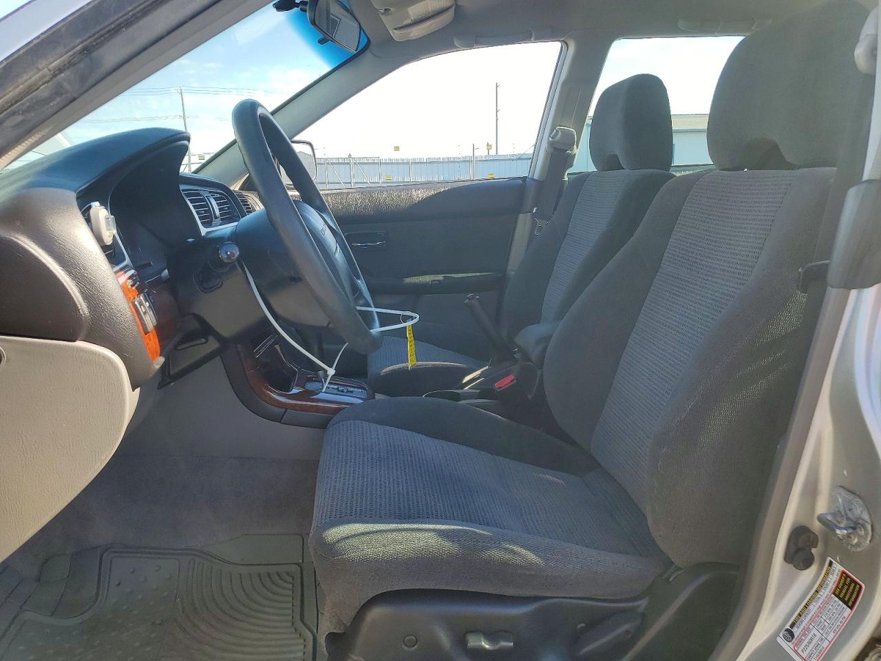 2004 Subaru Legacy Outback Awp Silver vin: 4S3BH675647646128