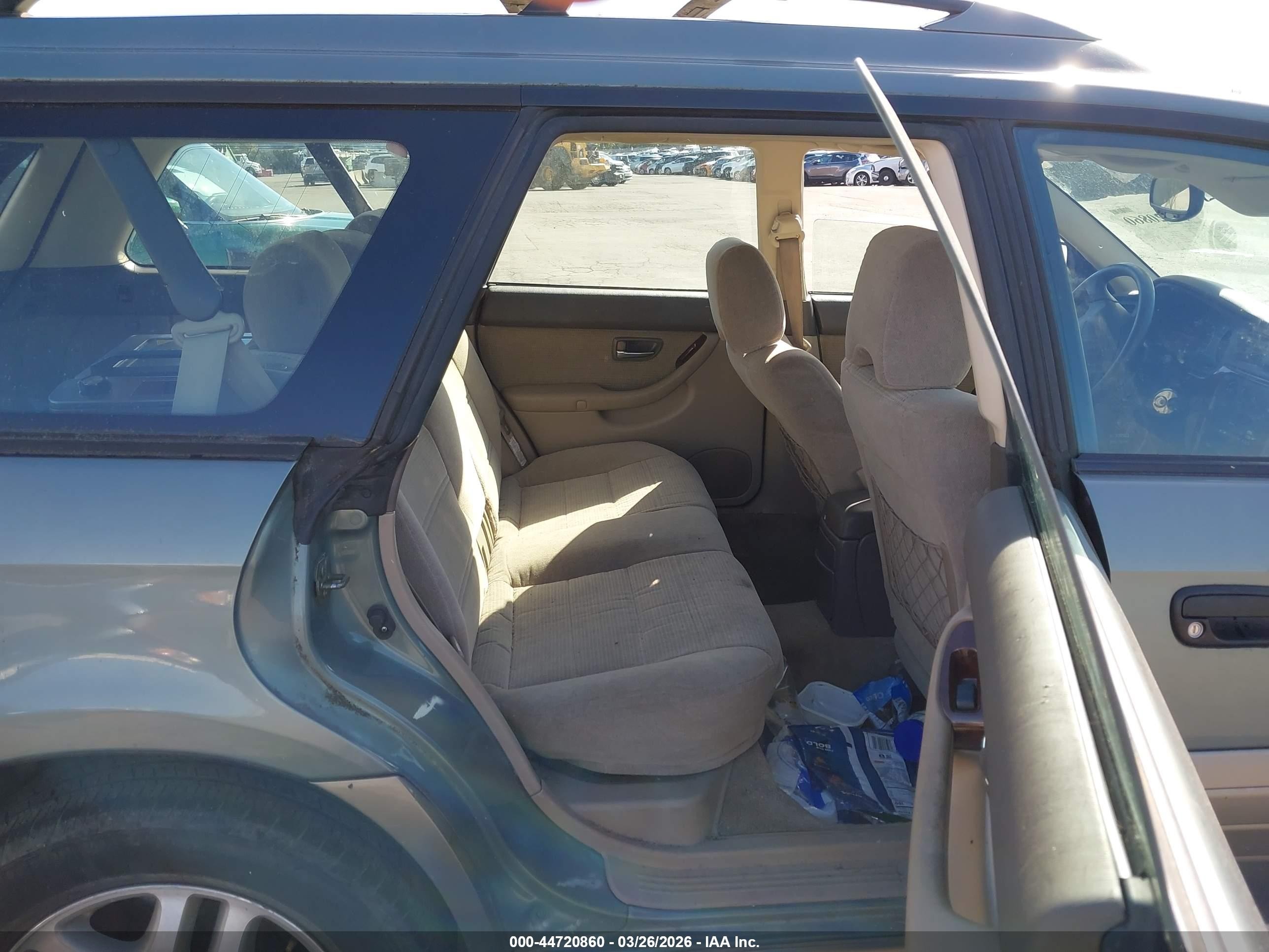 2003 Subaru Outback   Зеленый vin: 4S3BH675736661080