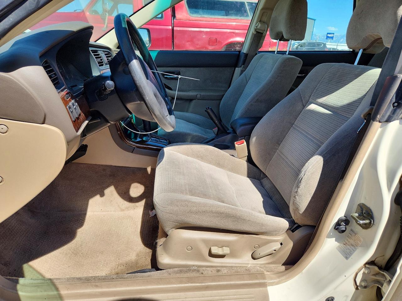 2003 Subaru Legacy Outback Awp White vin: 4S3BH675737628686