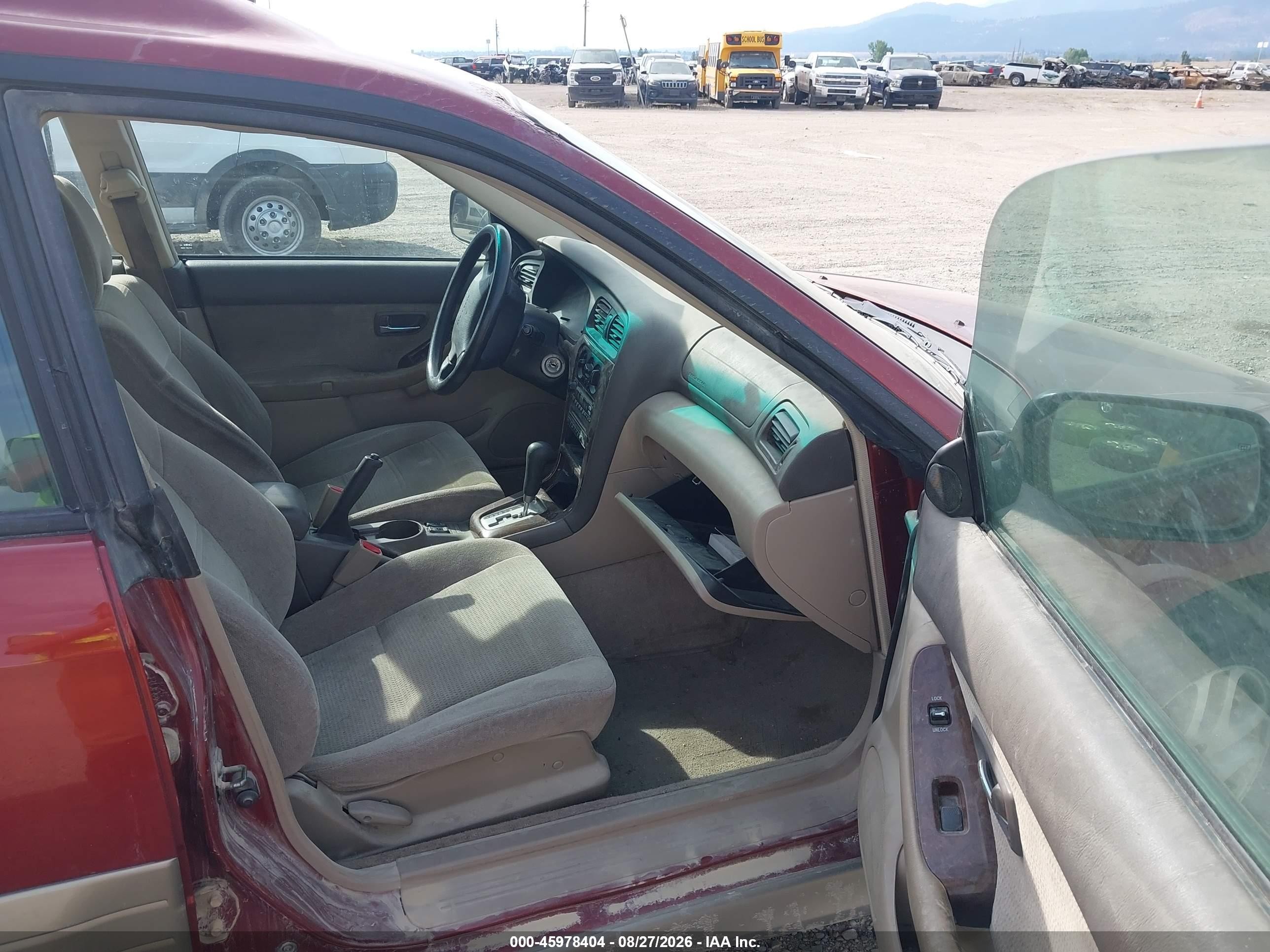 2003 Subaru Outback   Red vin: 4S3BH675737639316