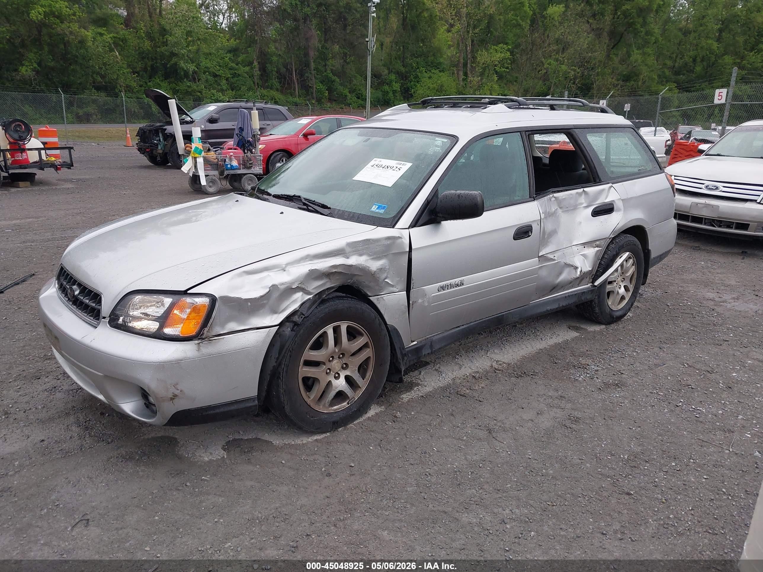 2004 Subaru Outback   Silver vin: 4S3BH675747635011