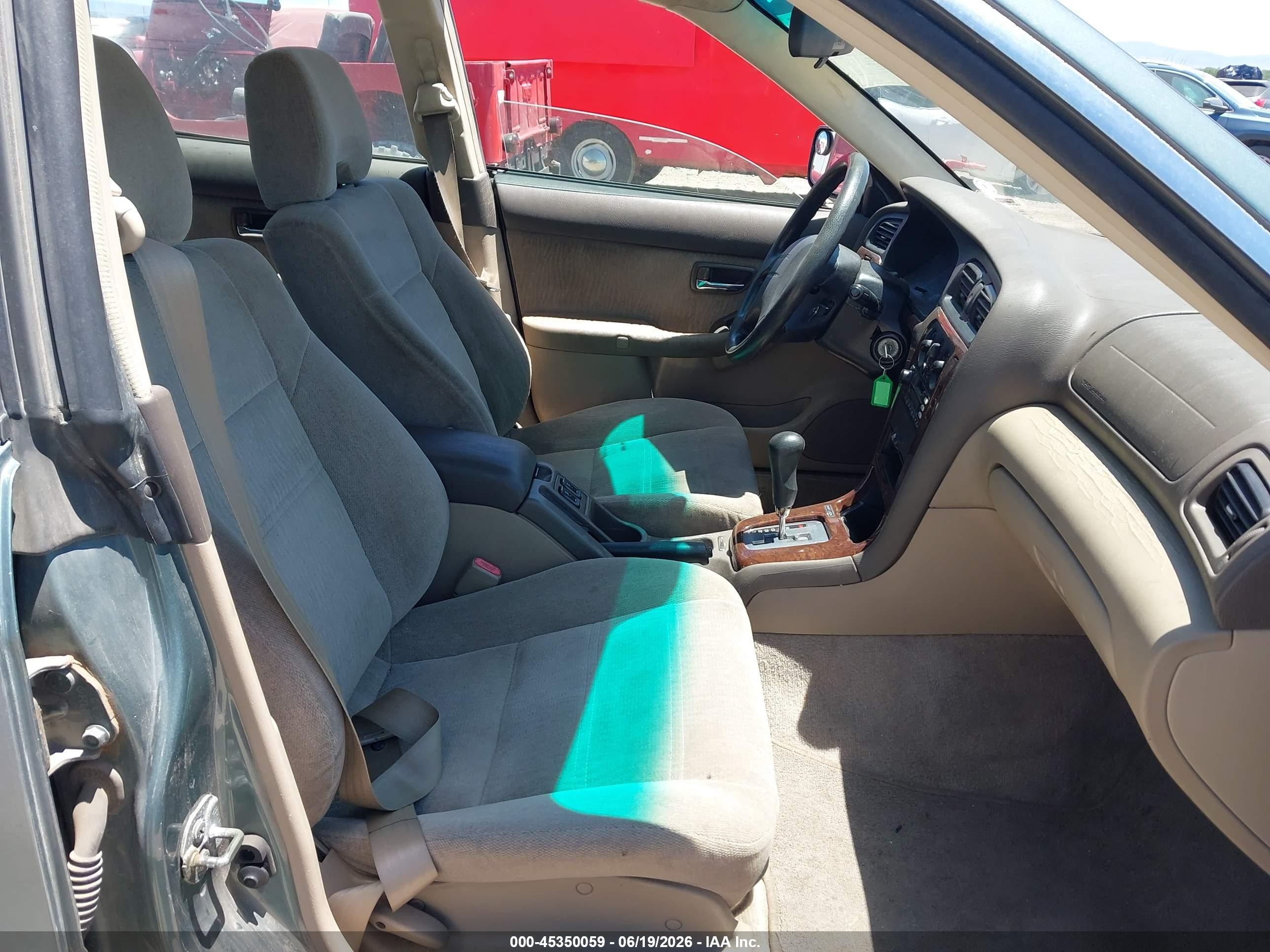 2001 Subaru Outback   Light Blue vin: 4S3BH675817621002