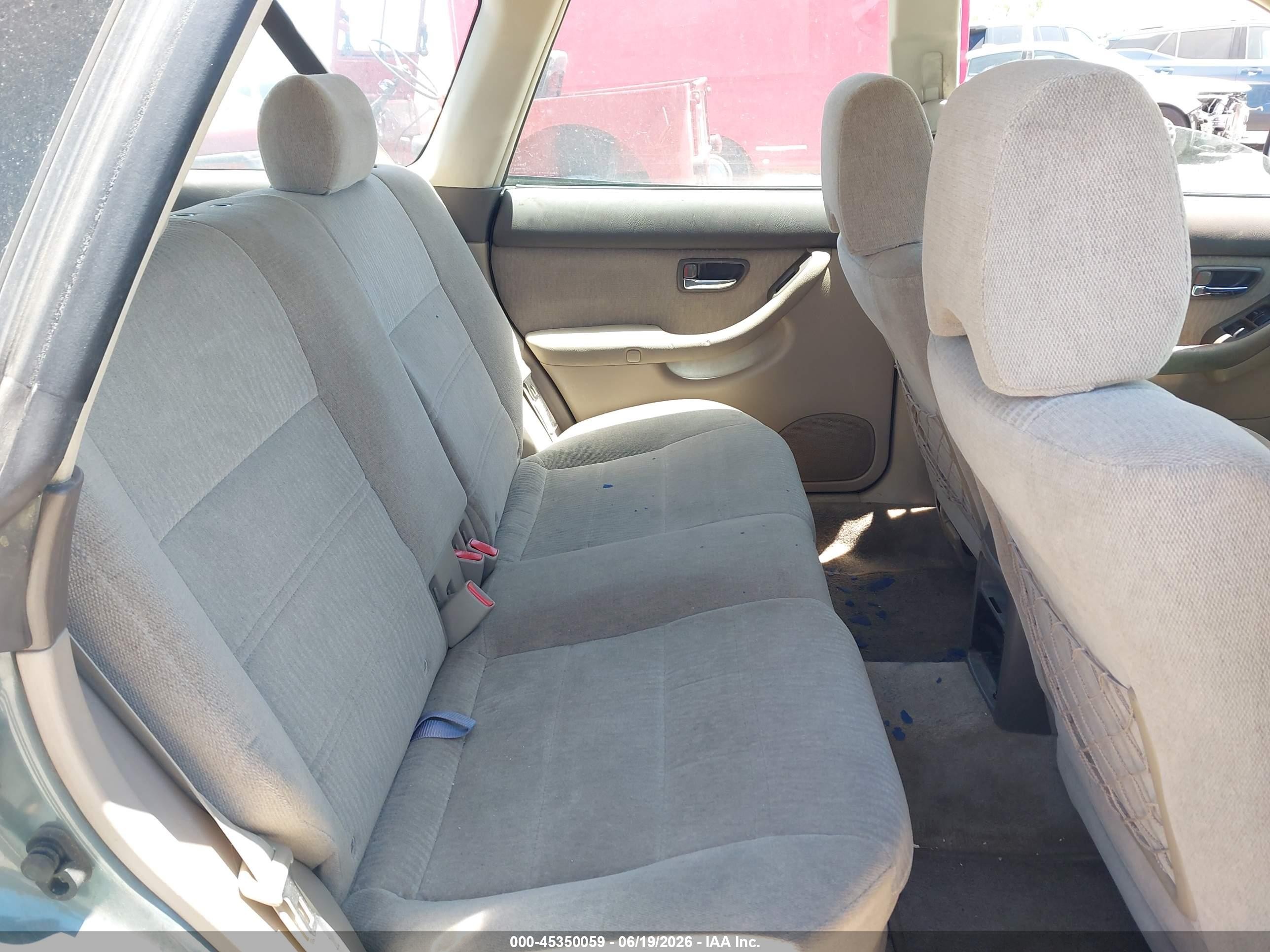 2001 Subaru Outback   Light Blue vin: 4S3BH675817621002