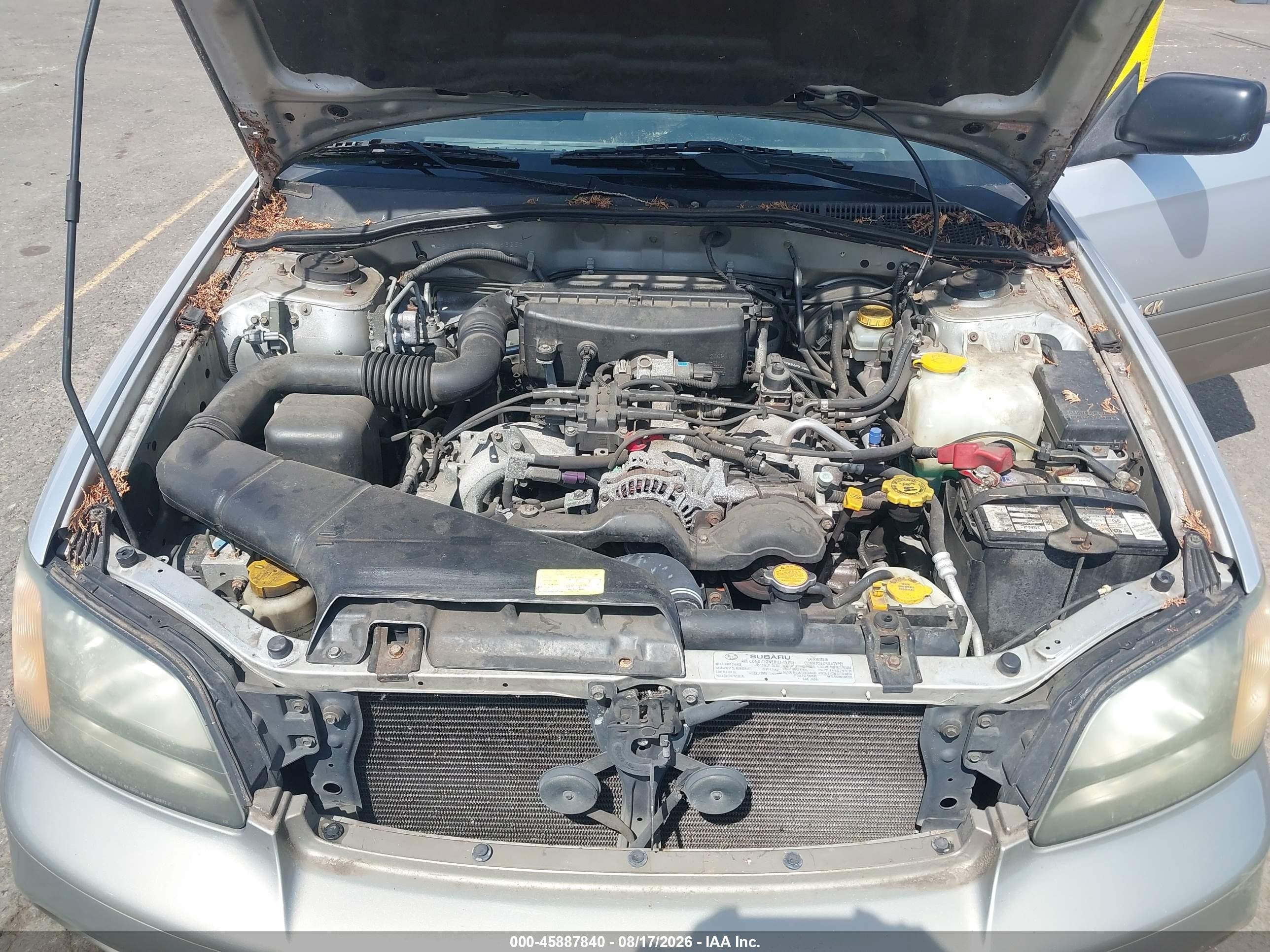 2003 Subaru Outback   Silver vin: 4S3BH675937615325