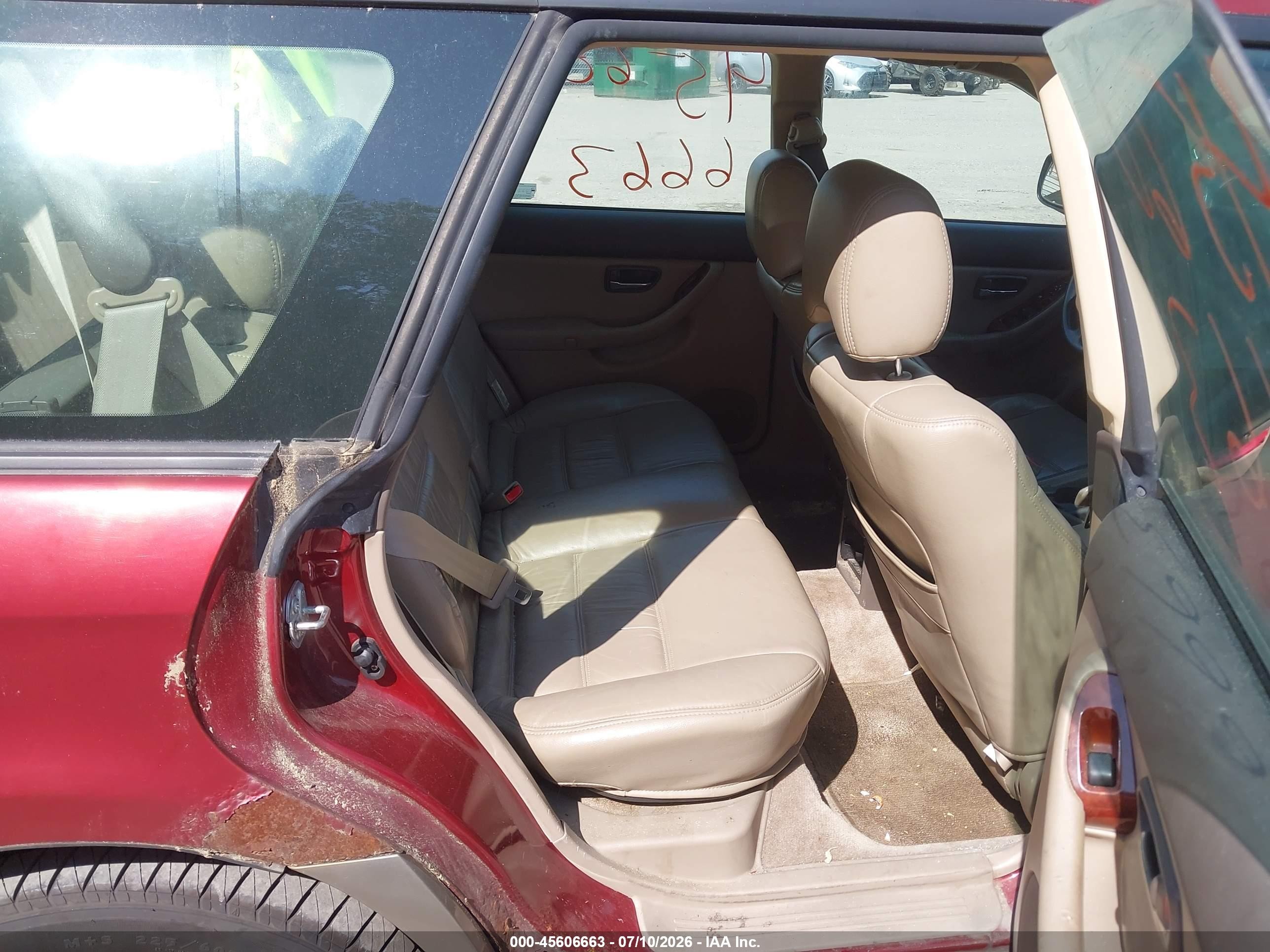 2004 Subaru Outback   Burgundy vin: 4S3BH675947631008