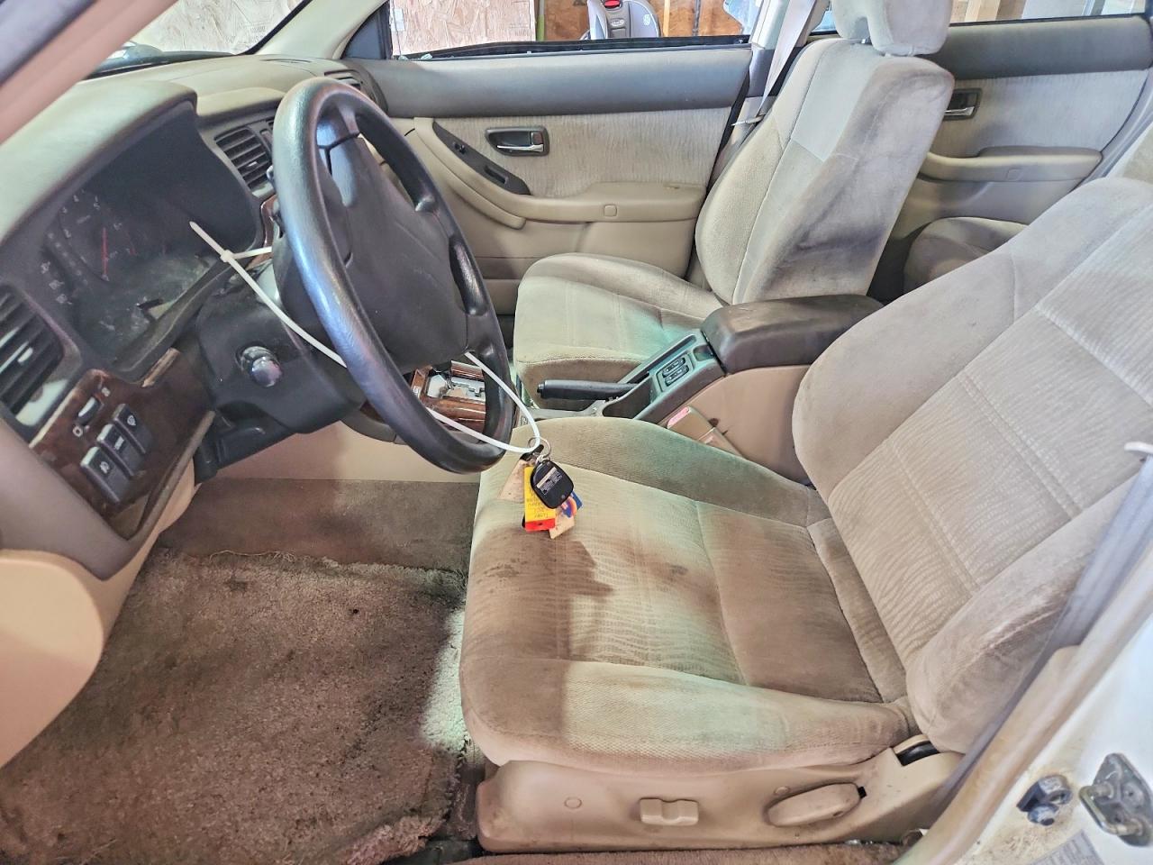 2001 Subaru Legacy Outback Awp Two Tone vin: 4S3BH675X17672825
